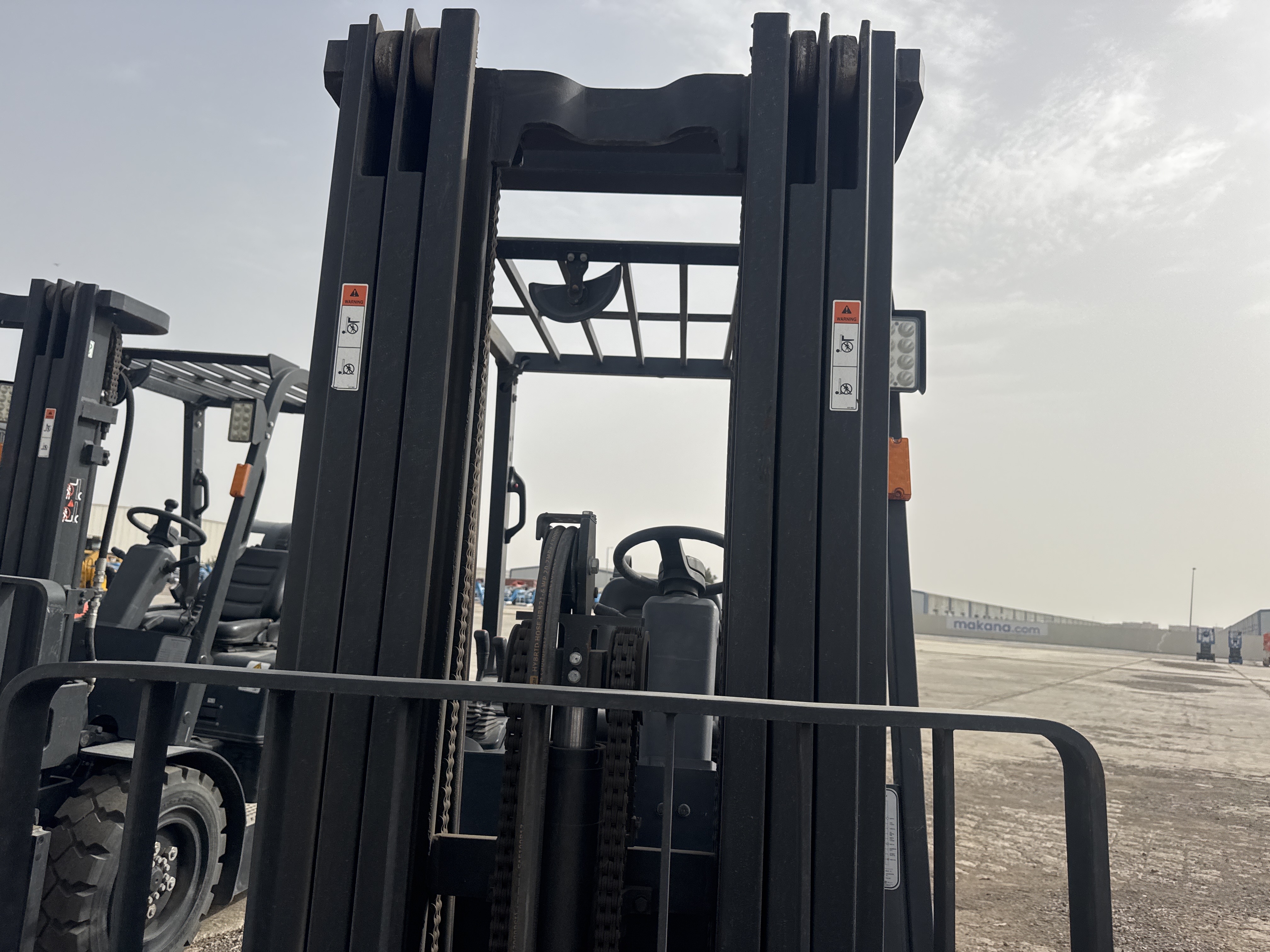 FLM-020-دوسان-G30NXP-رافعات-شوكية-فحص-الهيكل-الصاري-1