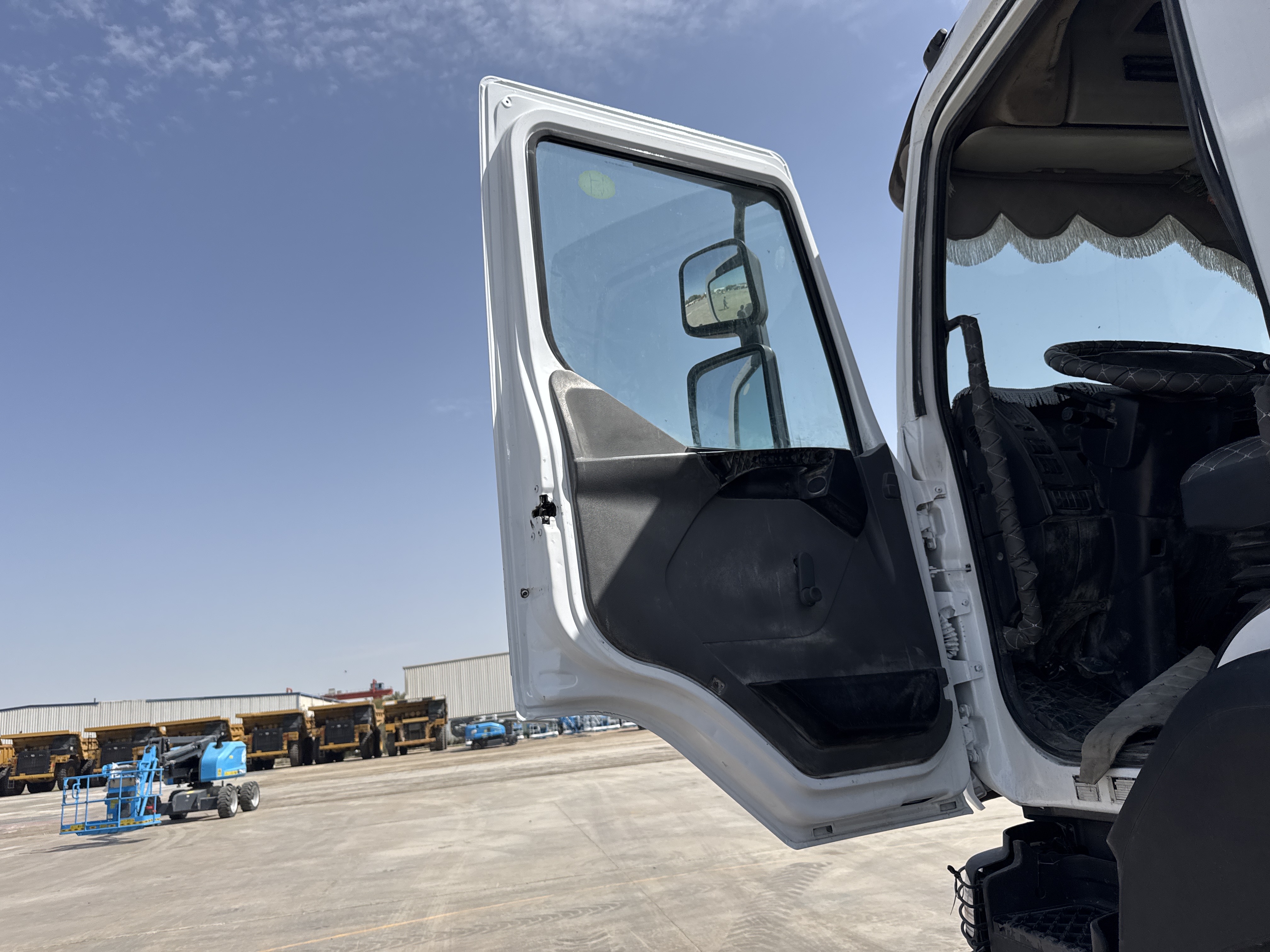 CMT-001-Renault-Kerax-Concrete-mixer-trucks-inspection-Structure-Doors-1