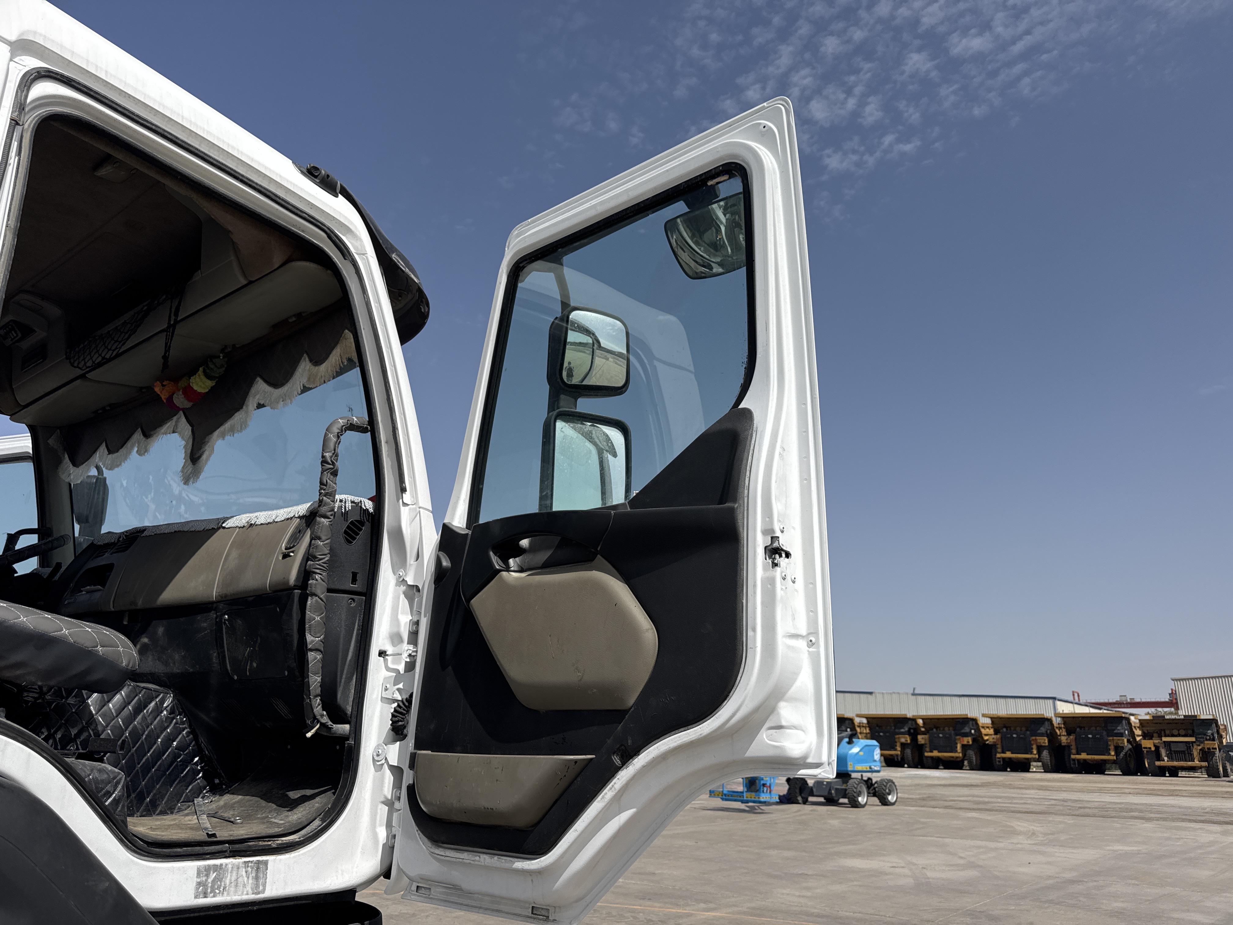 CMT-001-Renault-Kerax-Concrete-mixer-trucks-inspection-Structure-Doors-1