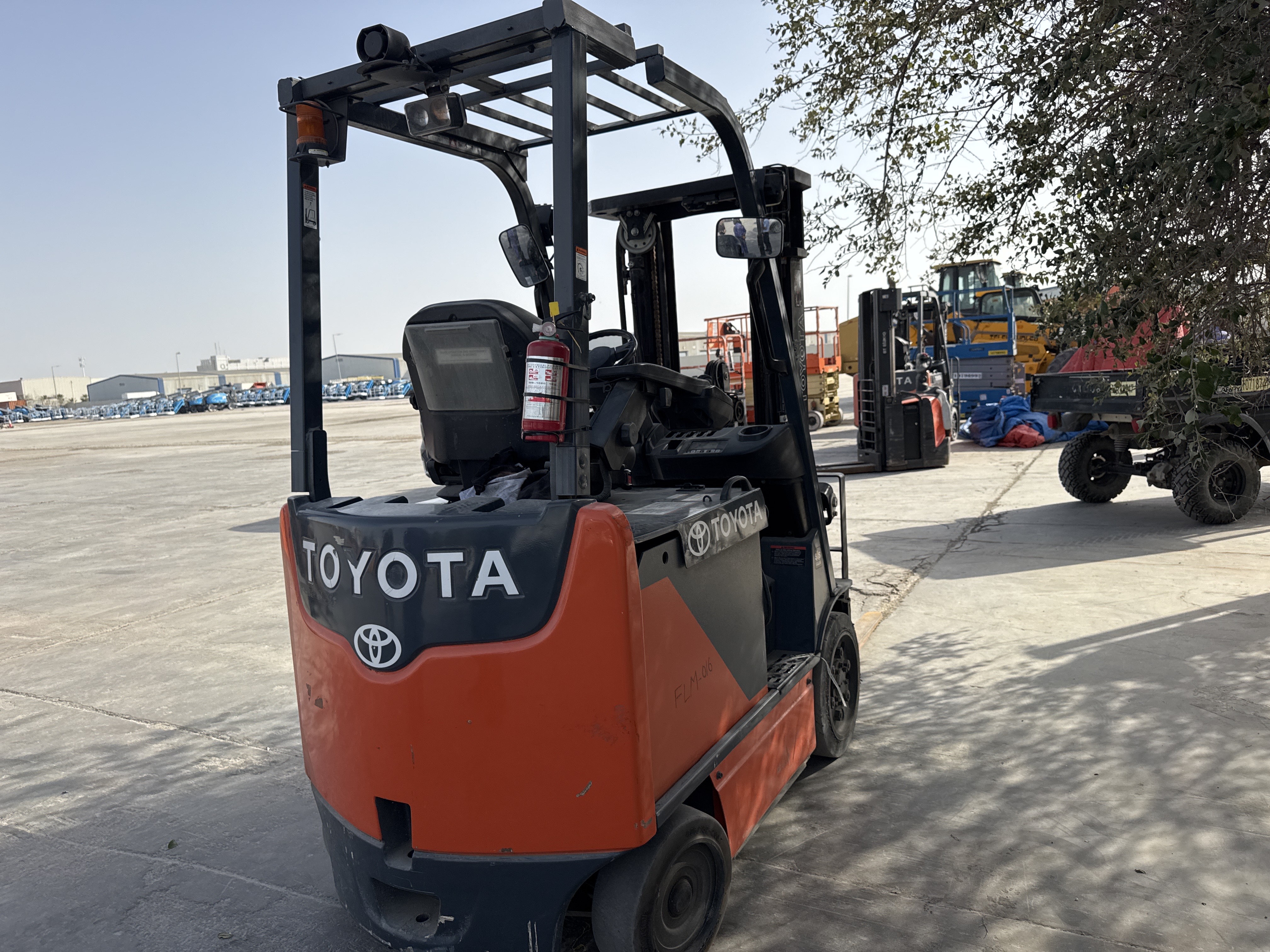 FLM-016-Toyota-8FBCU25-Forklifts-inspection-Structure-Paint-1