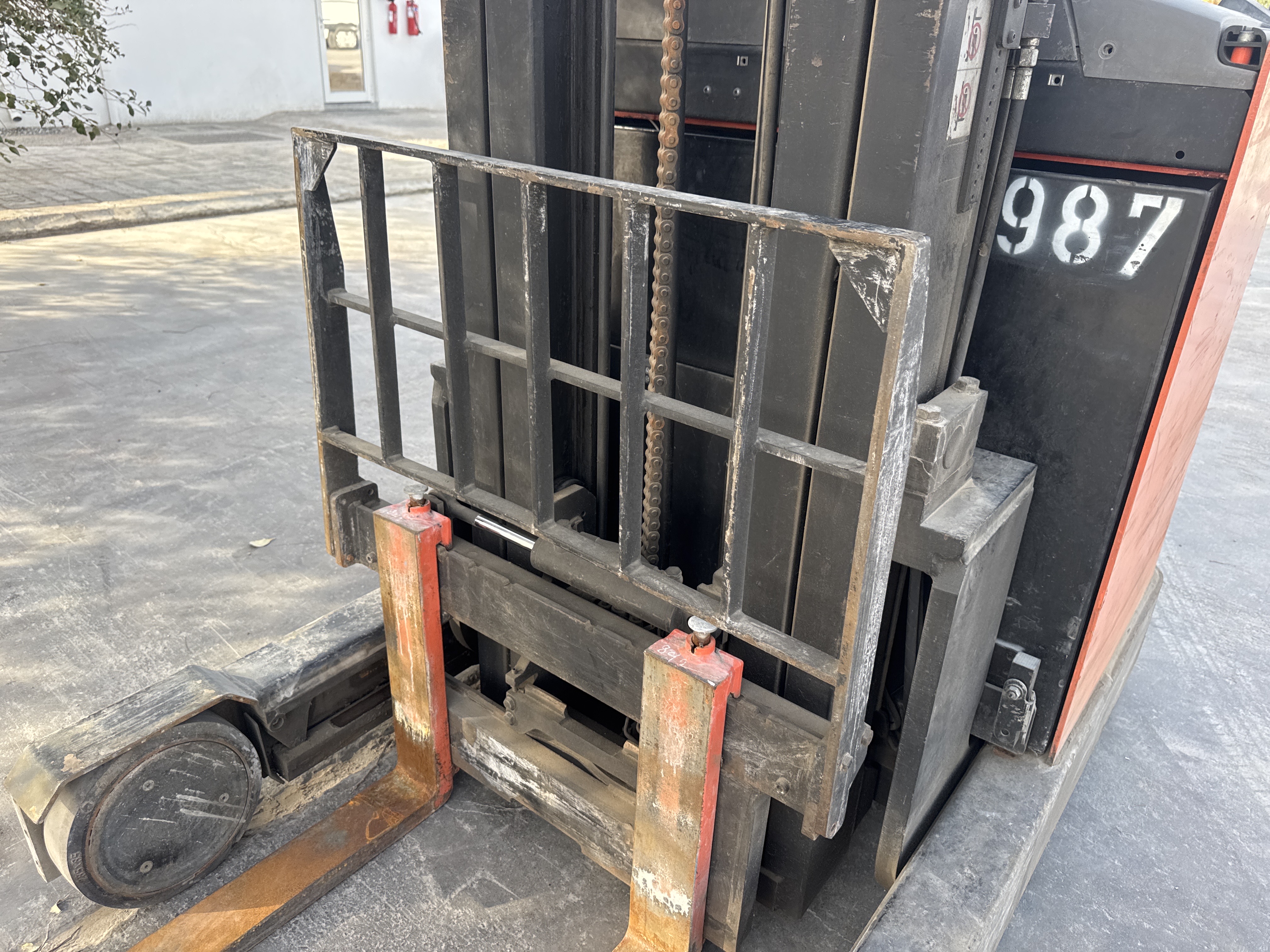 RTM-003-Toyota-Reflex-RRE160M-Reach-trucks-inspection-Chassis-Carriage-1