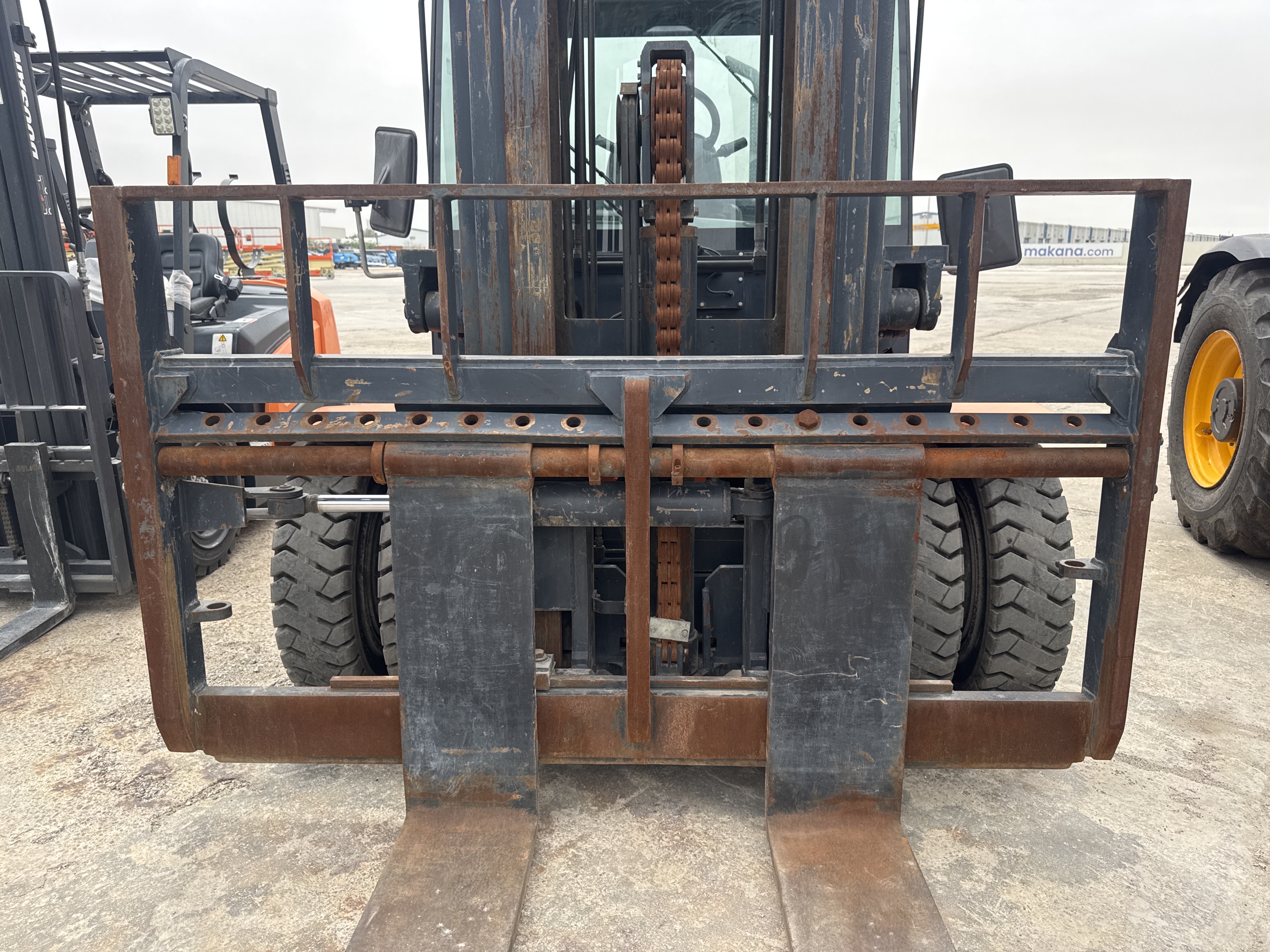 FLM-022-دوسان-D70S-7-رافعات-شوكية-فحص-الهيكل-الحامل-1