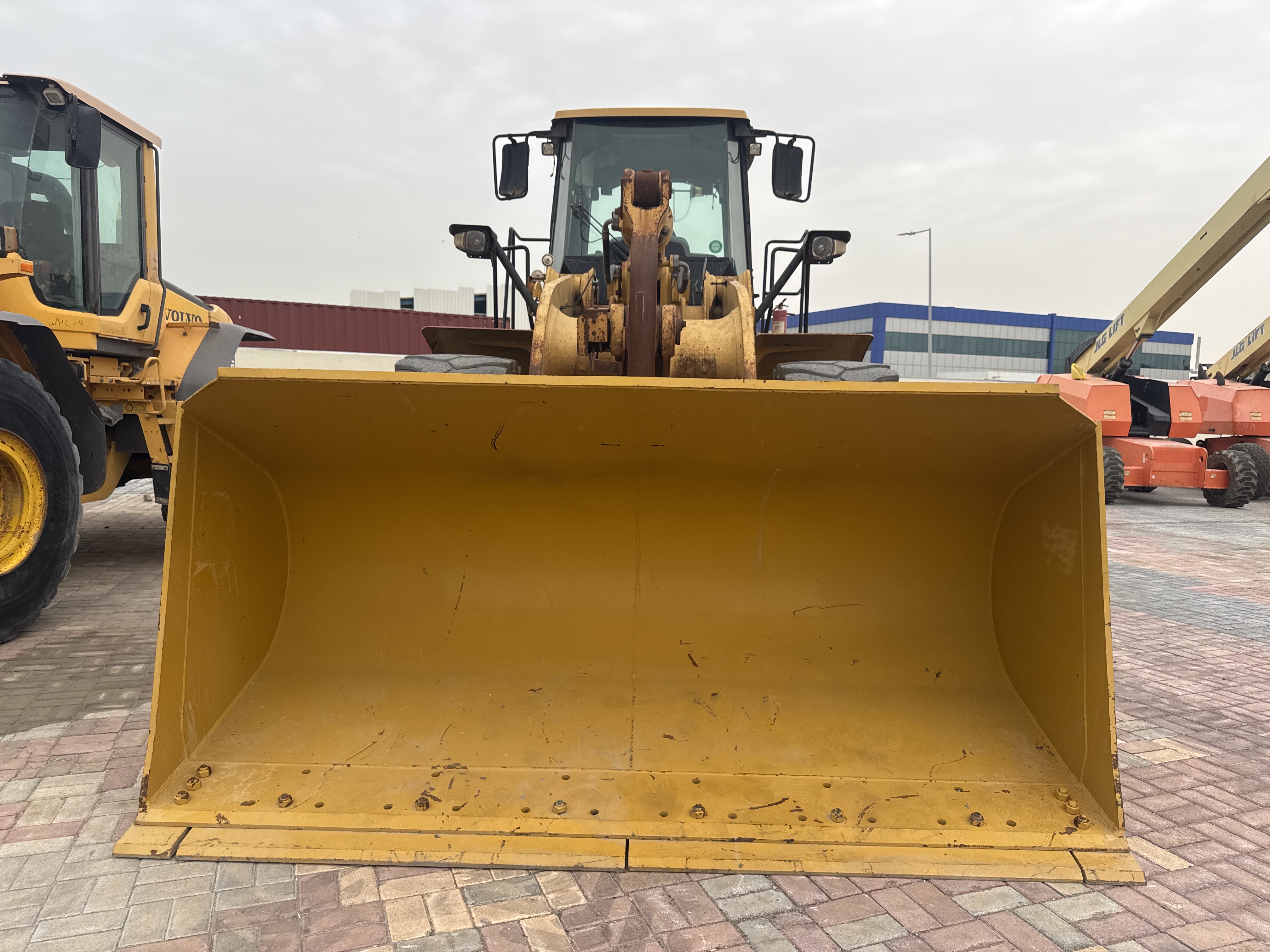 WHL-013-Cat-966H-Wheel-loaders-inspection-Structure-Paint-1