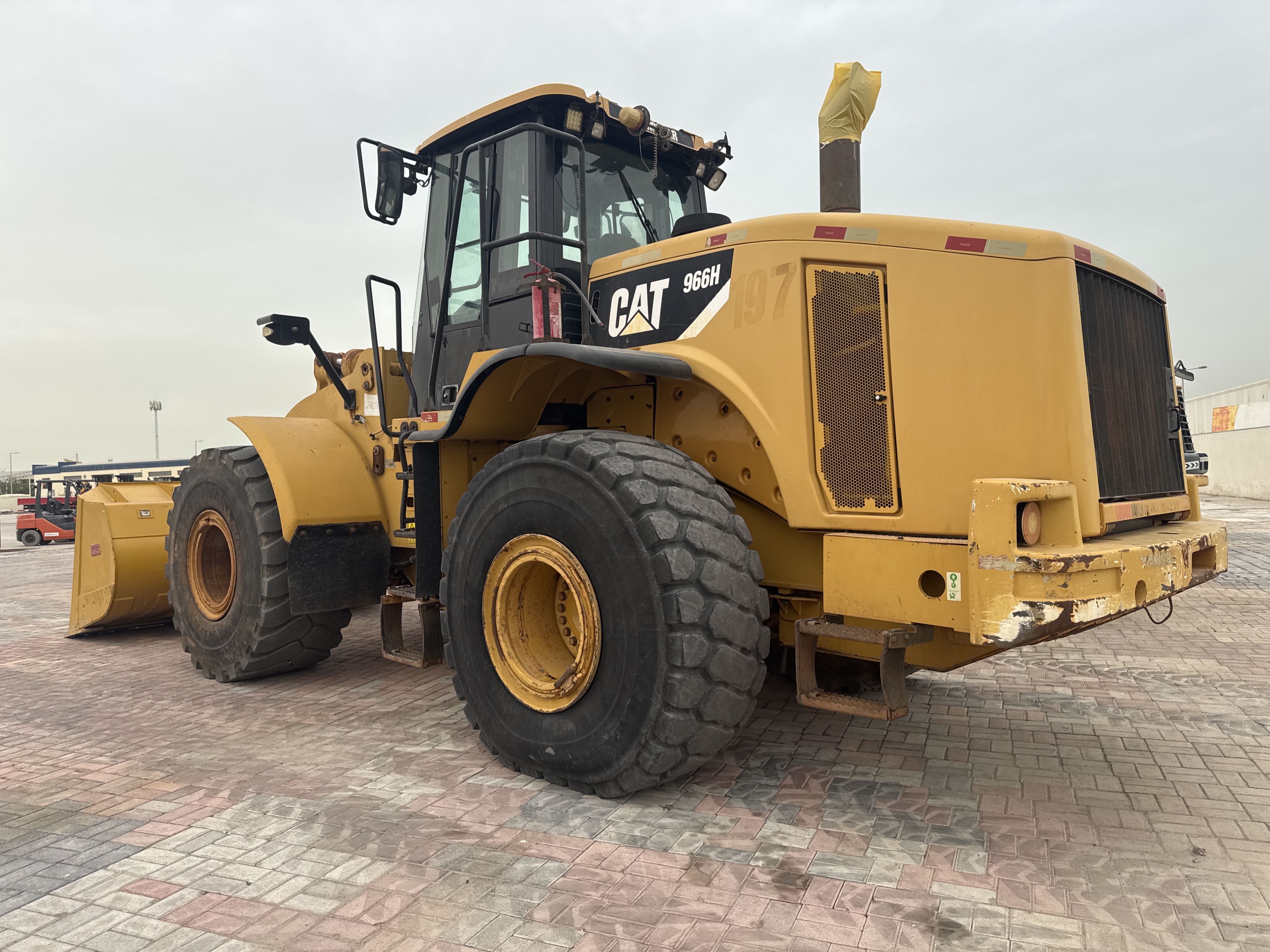 WHL-013-Cat-966H-Wheel-loaders-inspection-Structure-Paint-1