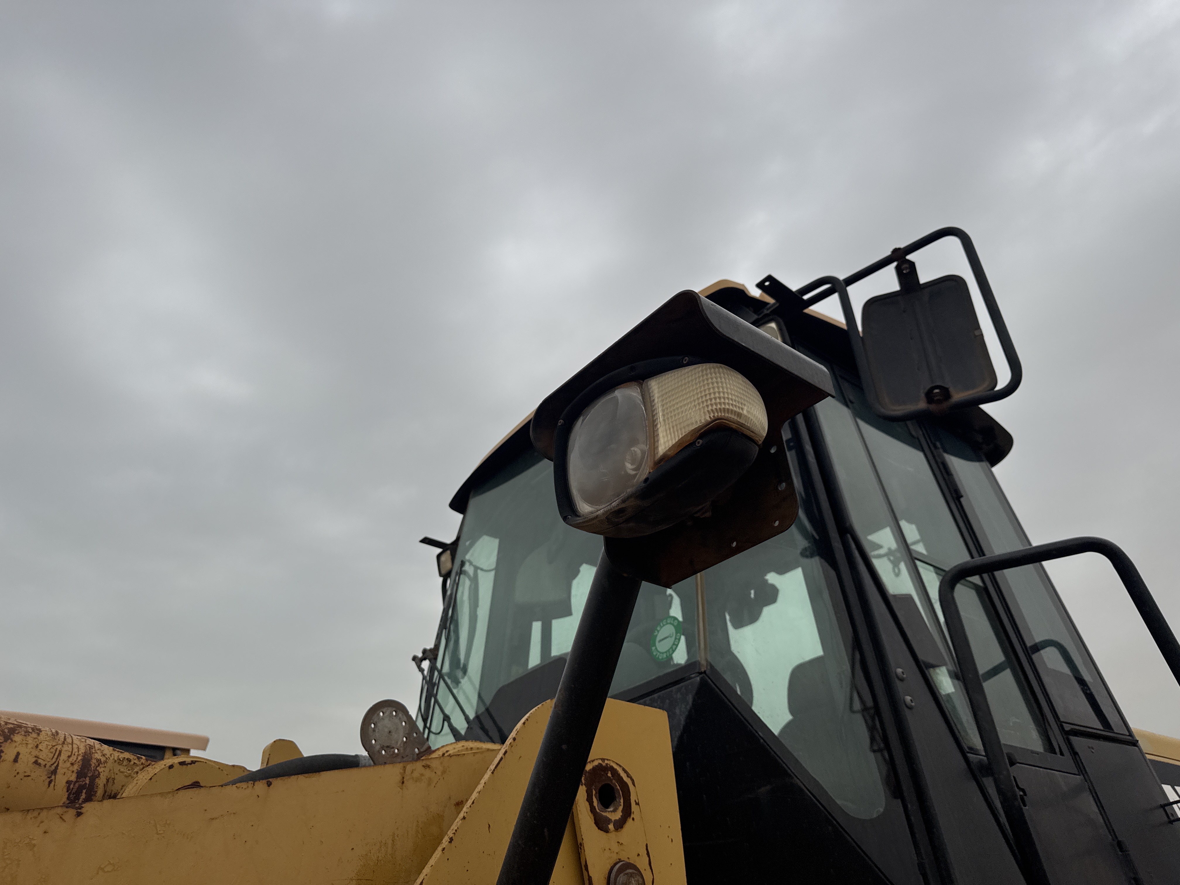 WHL-013-Cat-966H-Wheel-loaders-inspection-Electronic-Lights-and-signals-1