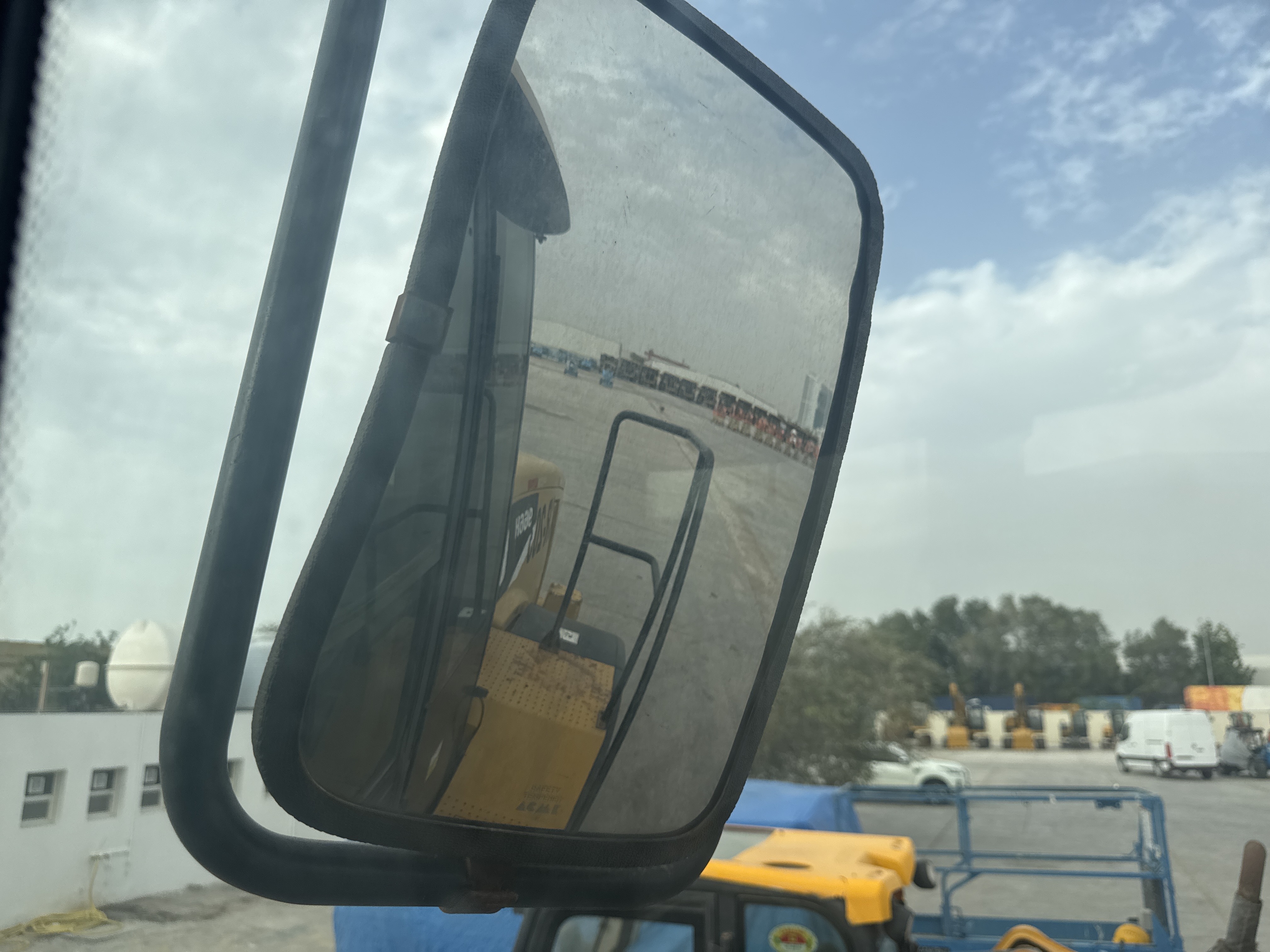 WHL-012-Cat-966H-Wheel-loaders-inspection-Cabin-Mirrors-1