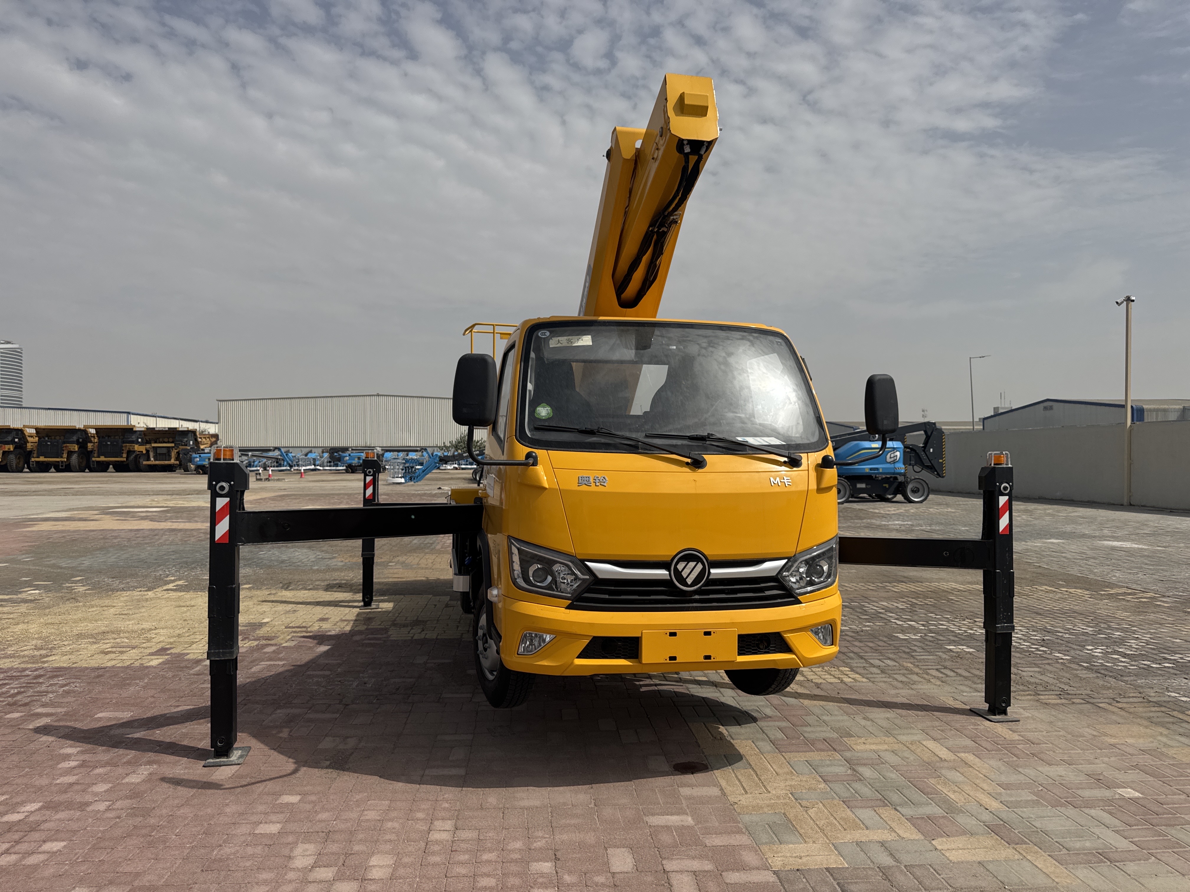 TMA-001-XCMG-GKS285-Truck-mounted-boom-lifts-inspection-Structure-Paint-1