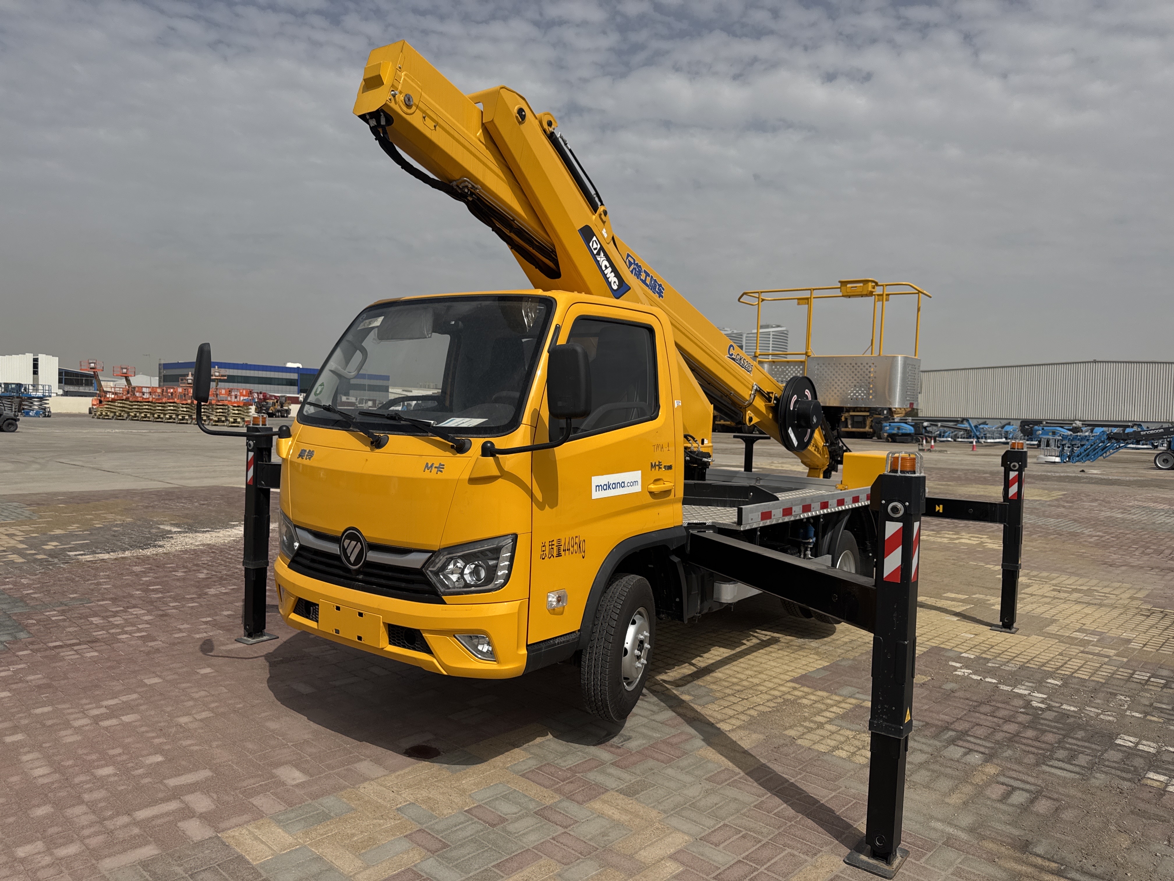 TMA-001-XCMG-GKS285-Truck-mounted-boom-lifts-inspection-Structure-Paint-1