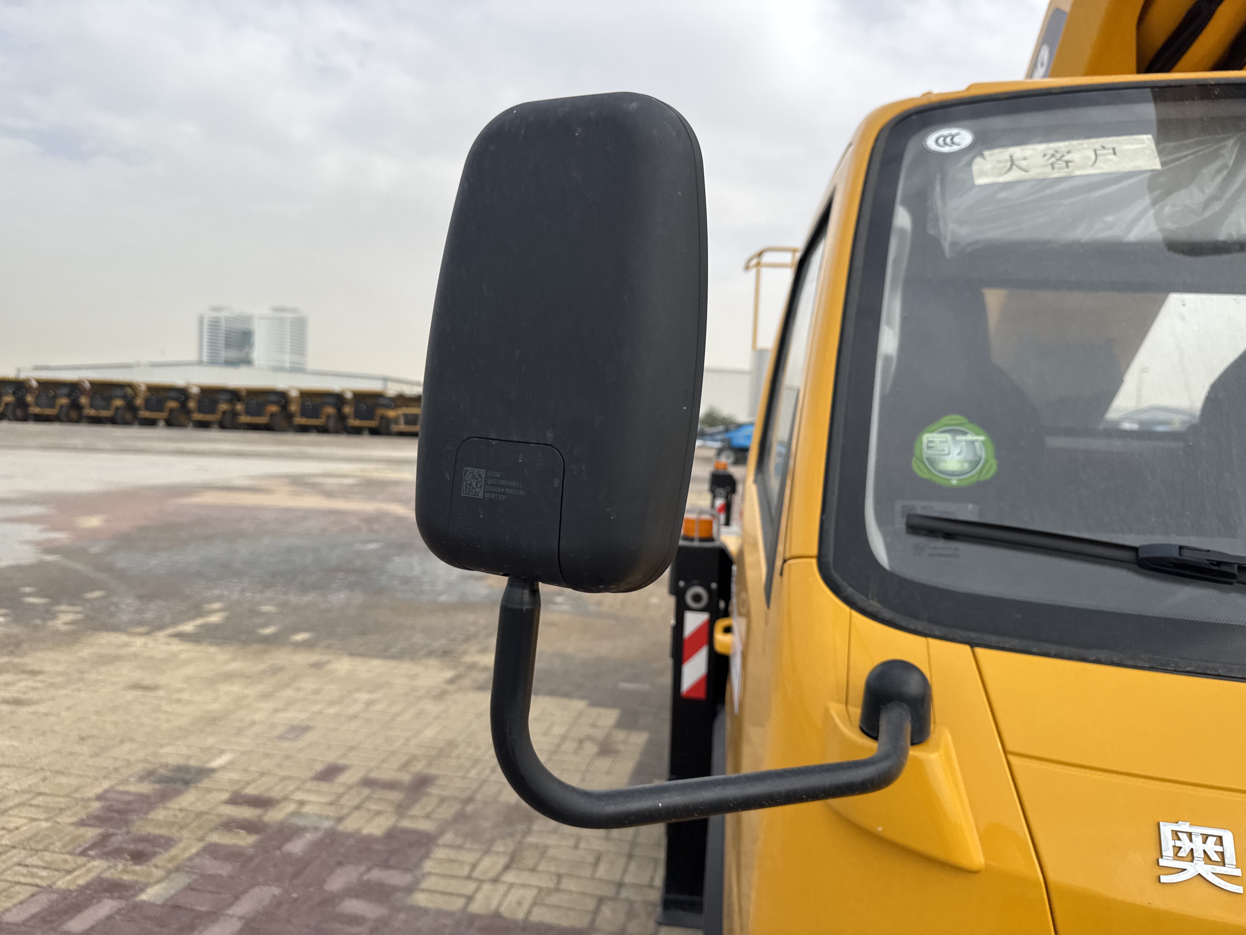 TMA-001-XCMG-GKS285-Truck-mounted-boom-lifts-inspection-Cabin-Mirrors-1