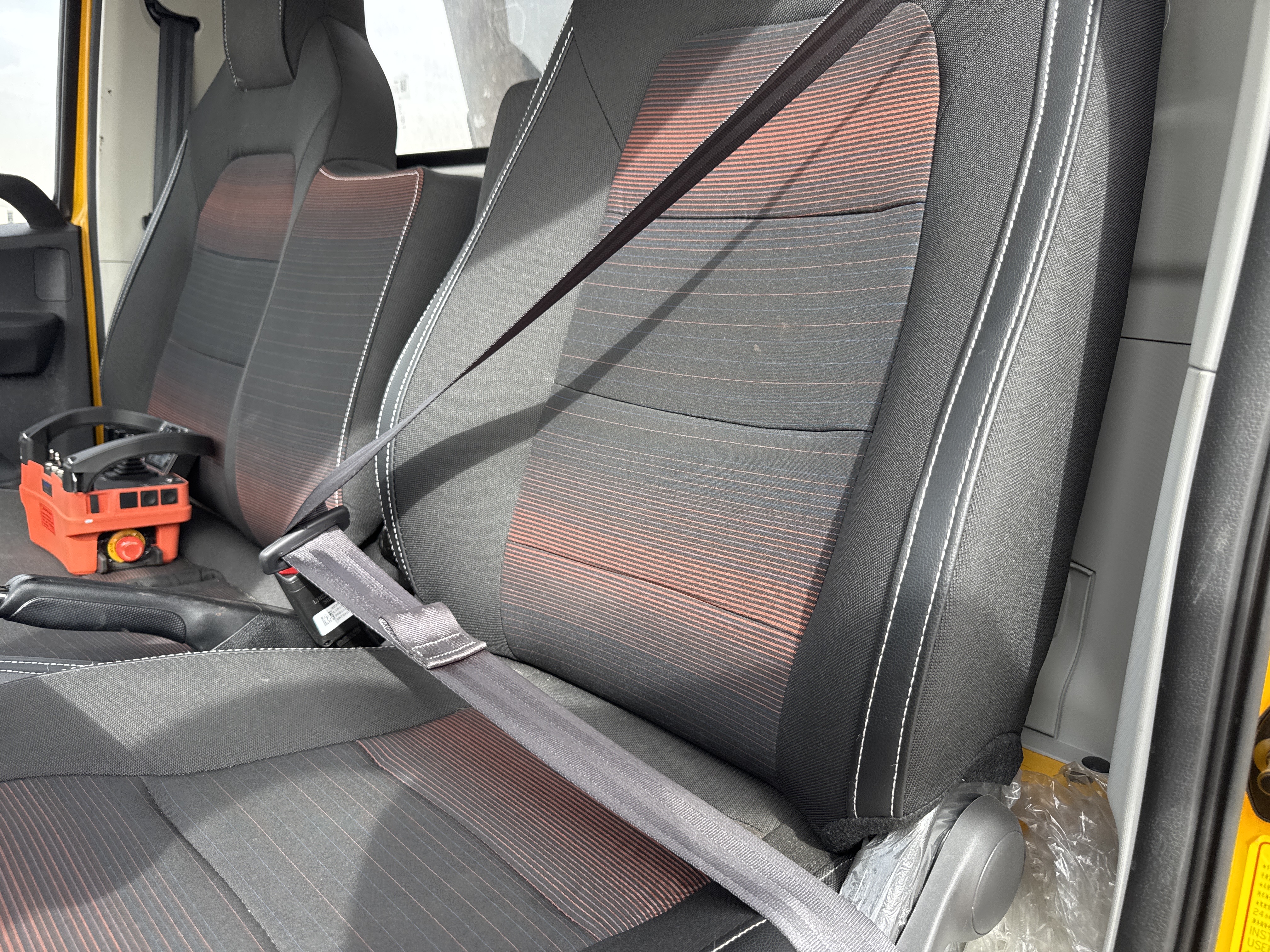 TMA-001-XCMG-GKS285-Truck-mounted-boom-lifts-inspection-Safety-Seat-belts-1