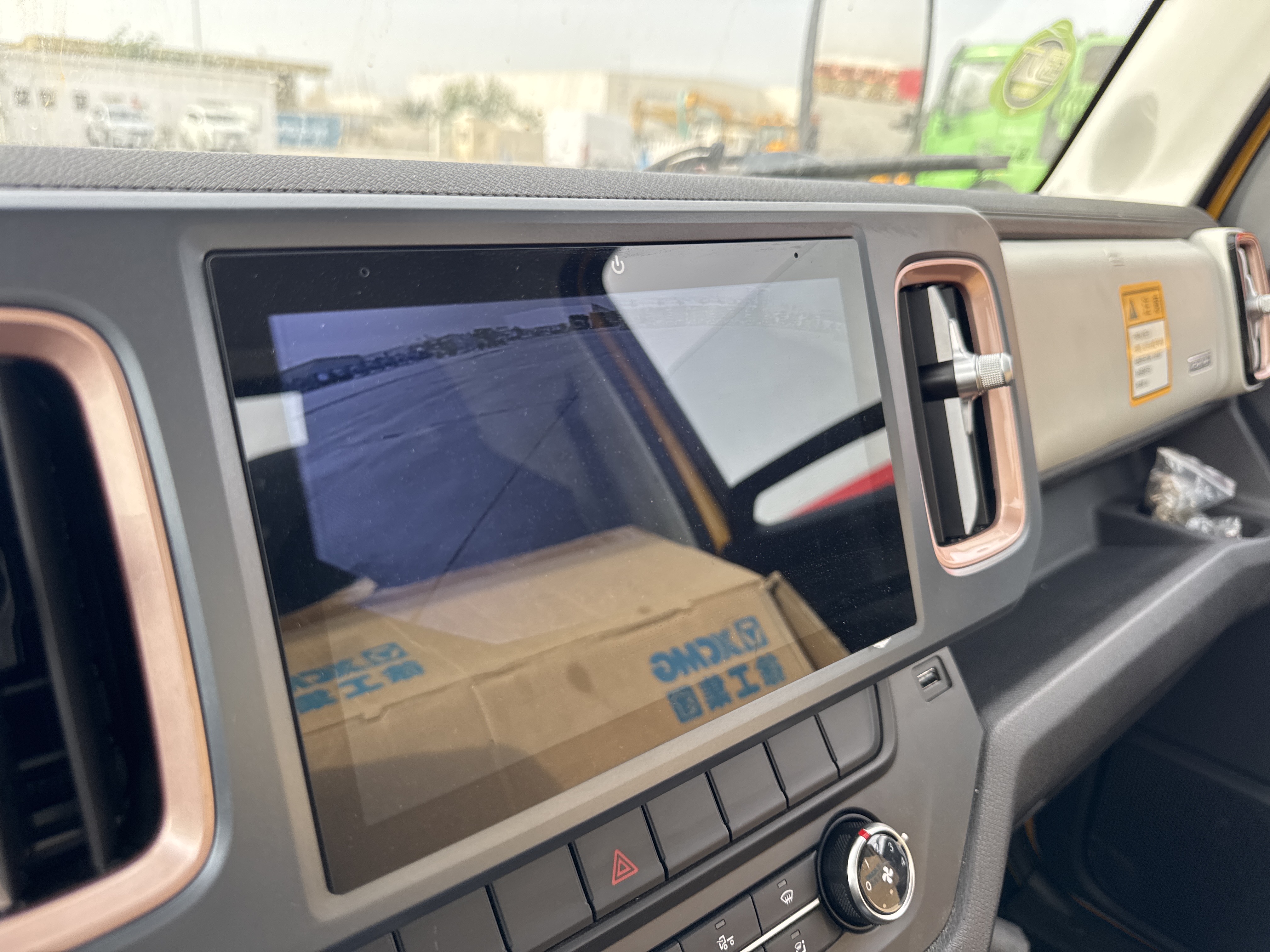 TMA-001-XCMG-GKS285-Truck-mounted-boom-lifts-inspection-Electronics-Rear-camera-1