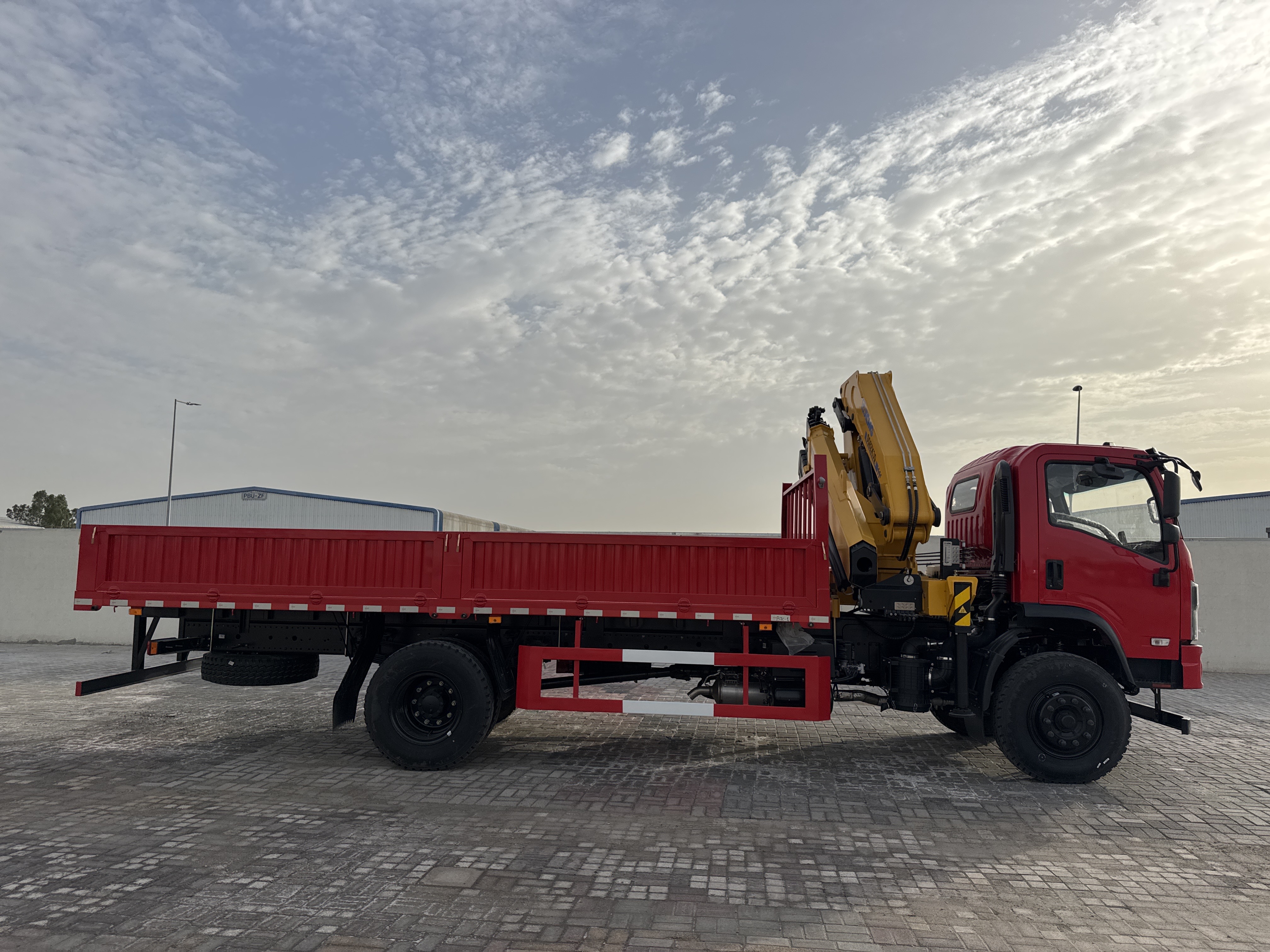 BTC-001-XCMG-SQ8ZK3Q-Boom-truck-cranes-inspection-Structure-Paint-1