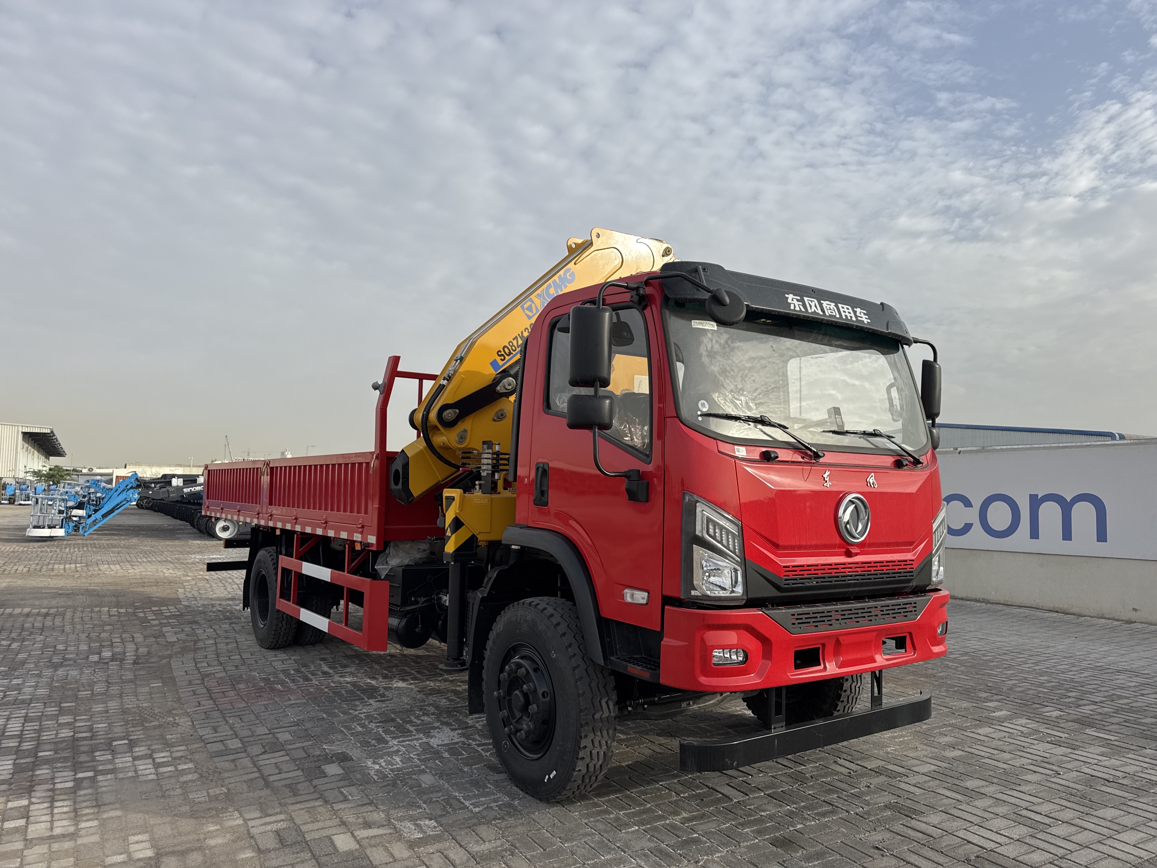 BTC-001-XCMG-SQ8ZK3Q-Boom-truck-cranes-inspection-Structure-Paint-1