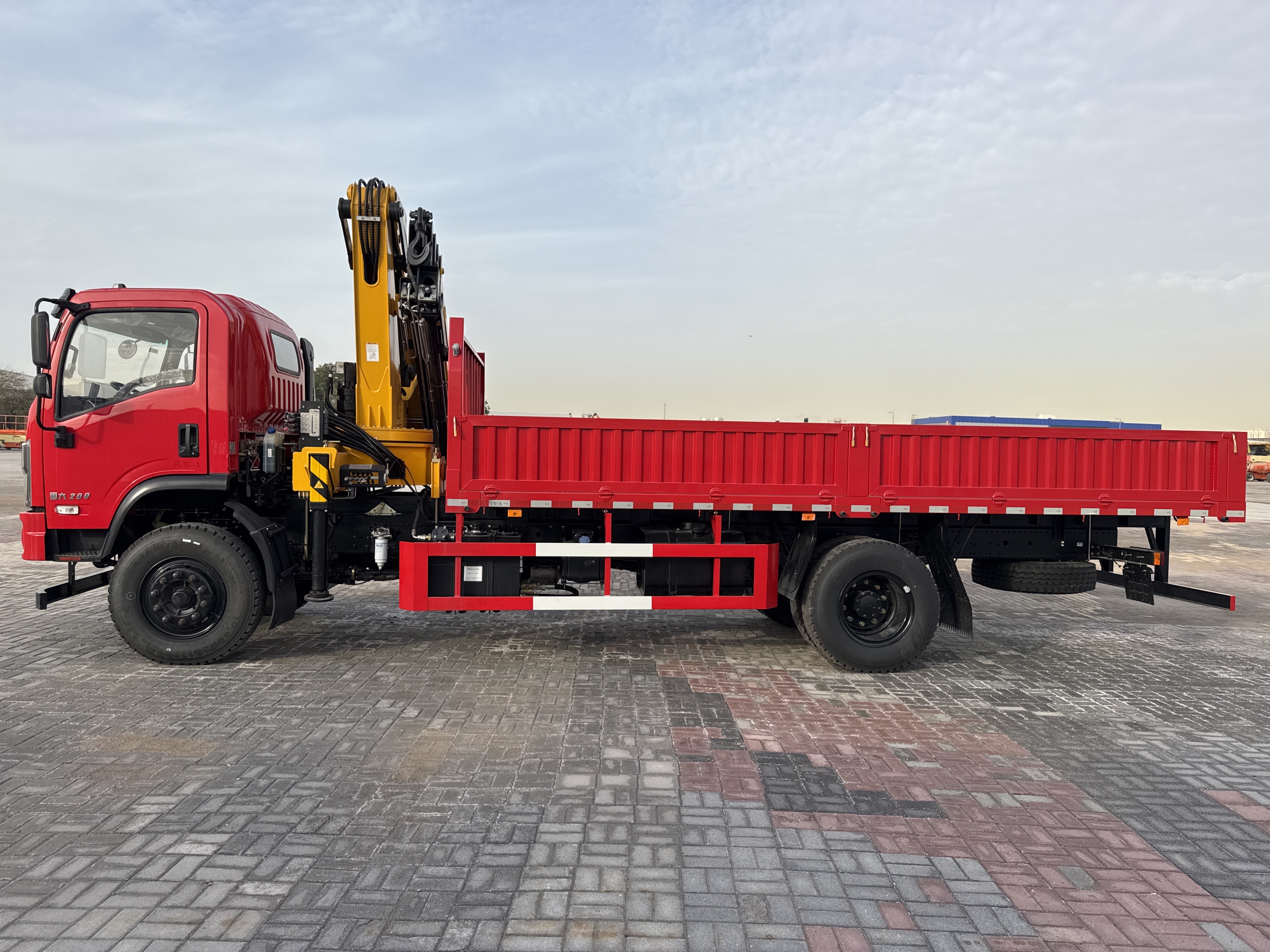 BTC-001-XCMG-SQ8ZK3Q-Boom-truck-cranes-inspection-Structure-Paint-1