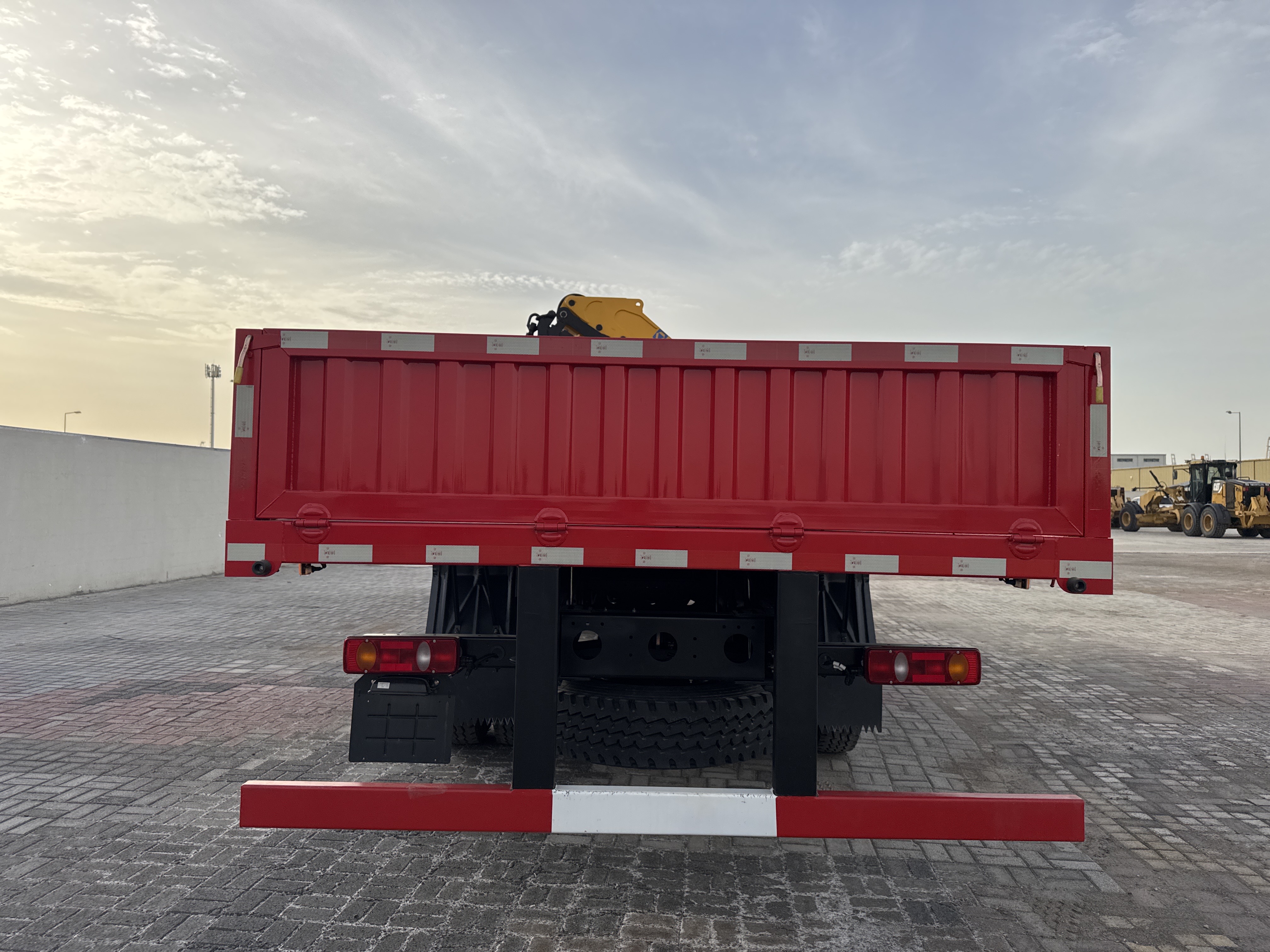 BTC-001-XCMG-SQ8ZK3Q-Boom-truck-cranes-inspection-Structure-Paint-1