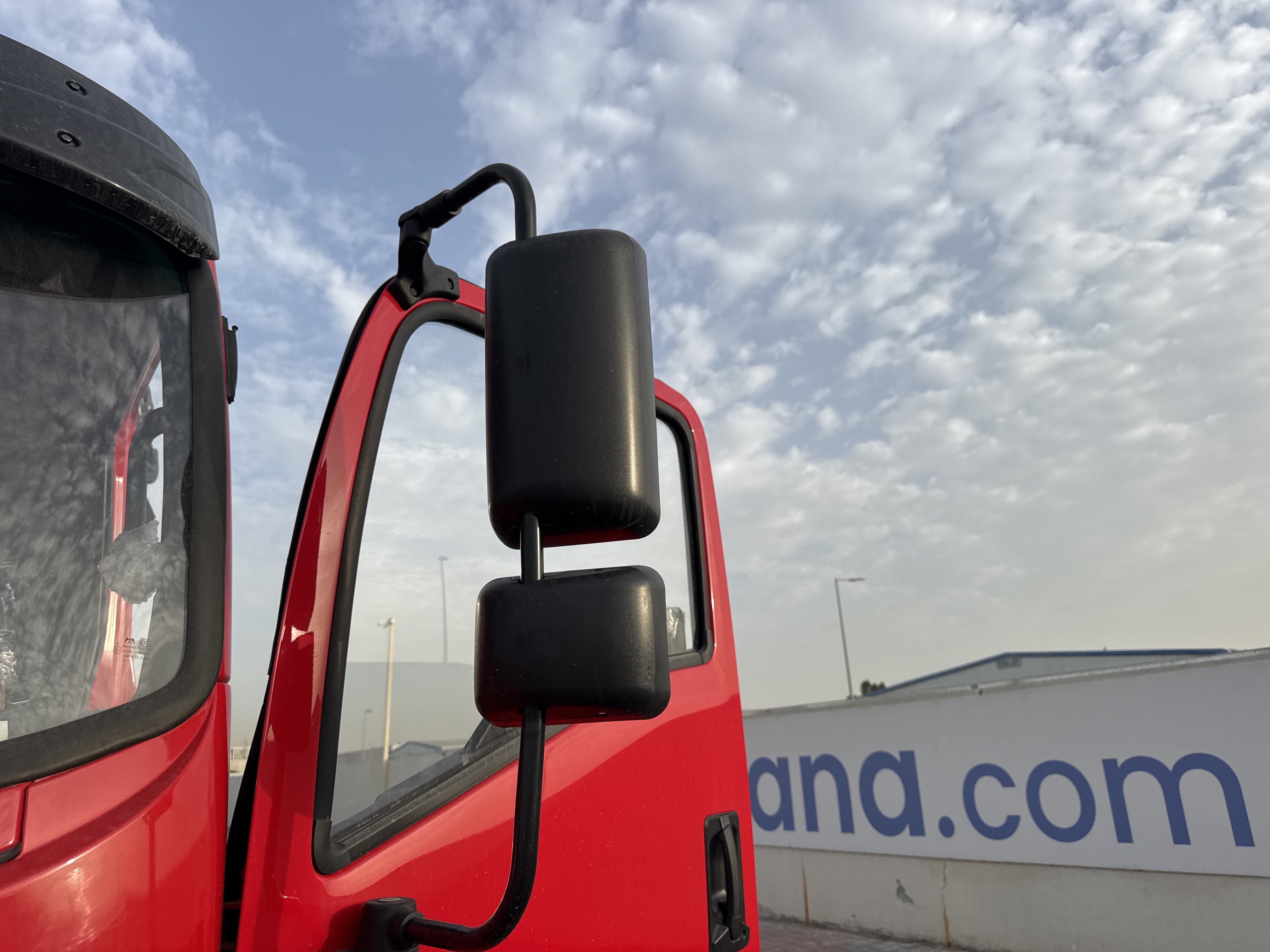 BTC-001-XCMG-SQ8ZK3Q-Boom-truck-cranes-inspection-Cabin-Mirrors-1
