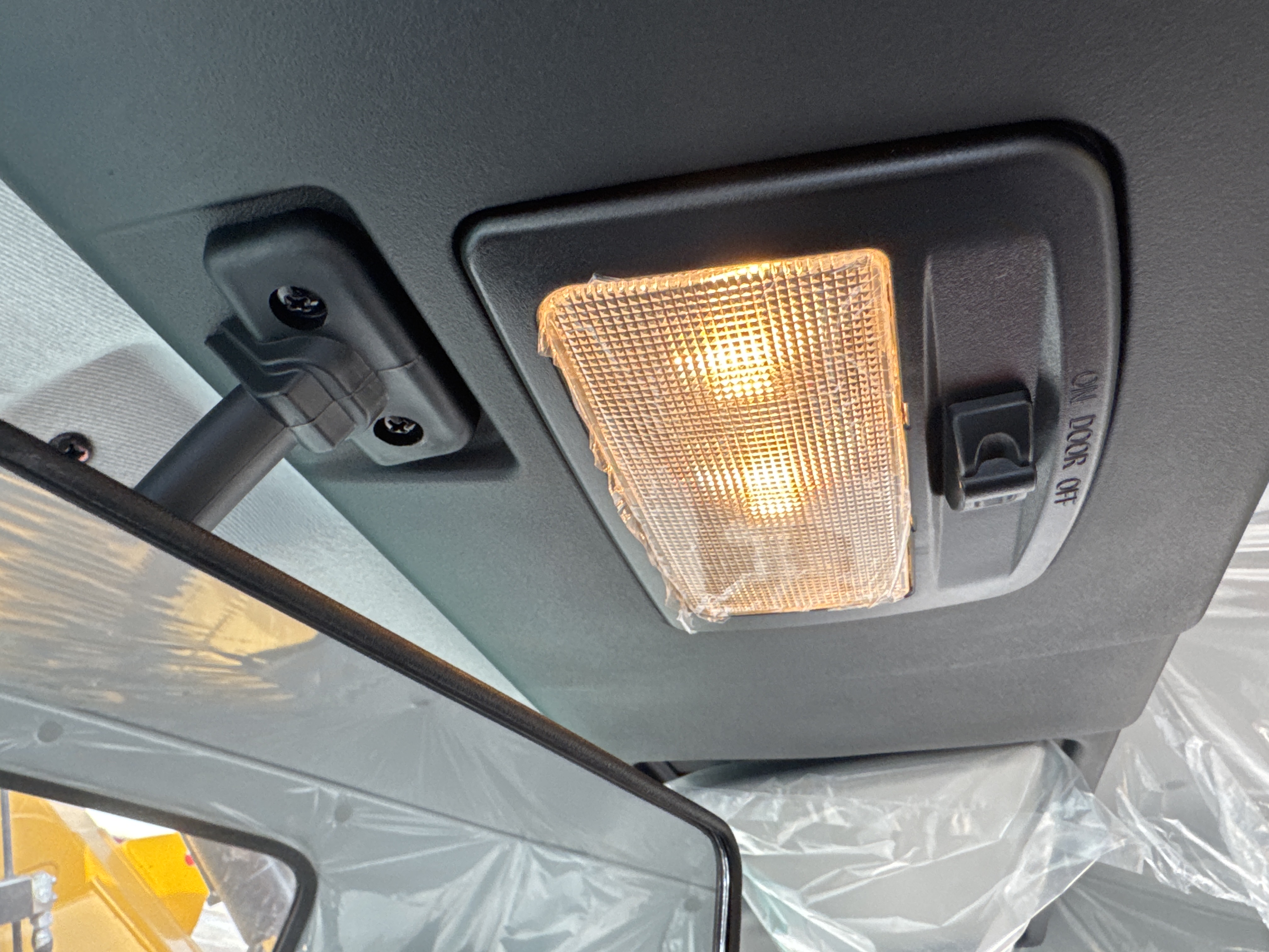 BTC-001-XCMG-SQ8ZK3Q-Boom-truck-cranes-inspection-Cabin-Cabin-light-1