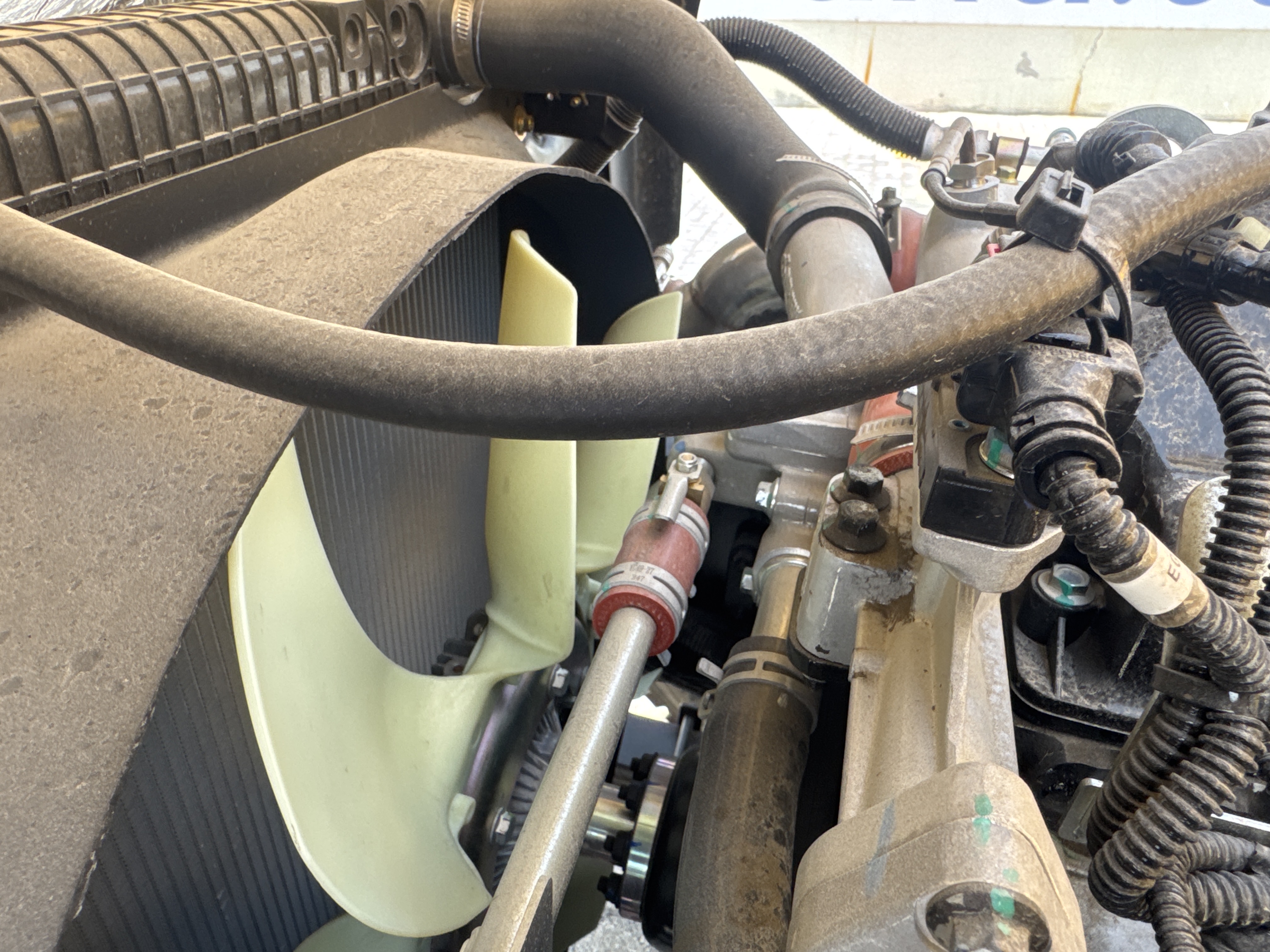 BTC-001-XCMG-SQ8ZK3Q-Boom-truck-cranes-inspection-Engine-Cooling-fan-and-fan-guard-1