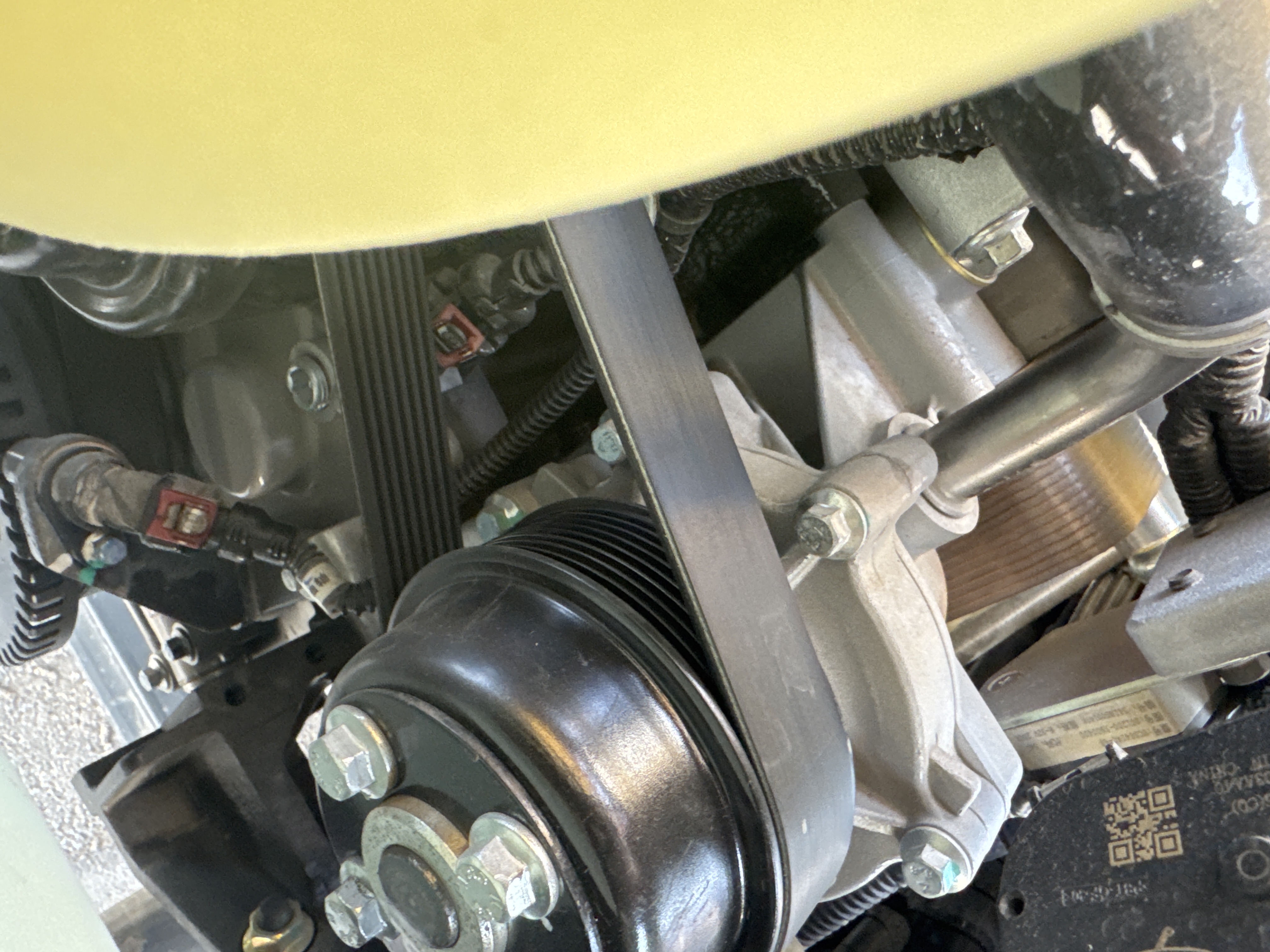 BTC-001-XCMG-SQ8ZK3Q-Boom-truck-cranes-inspection-Engine-Belt-1