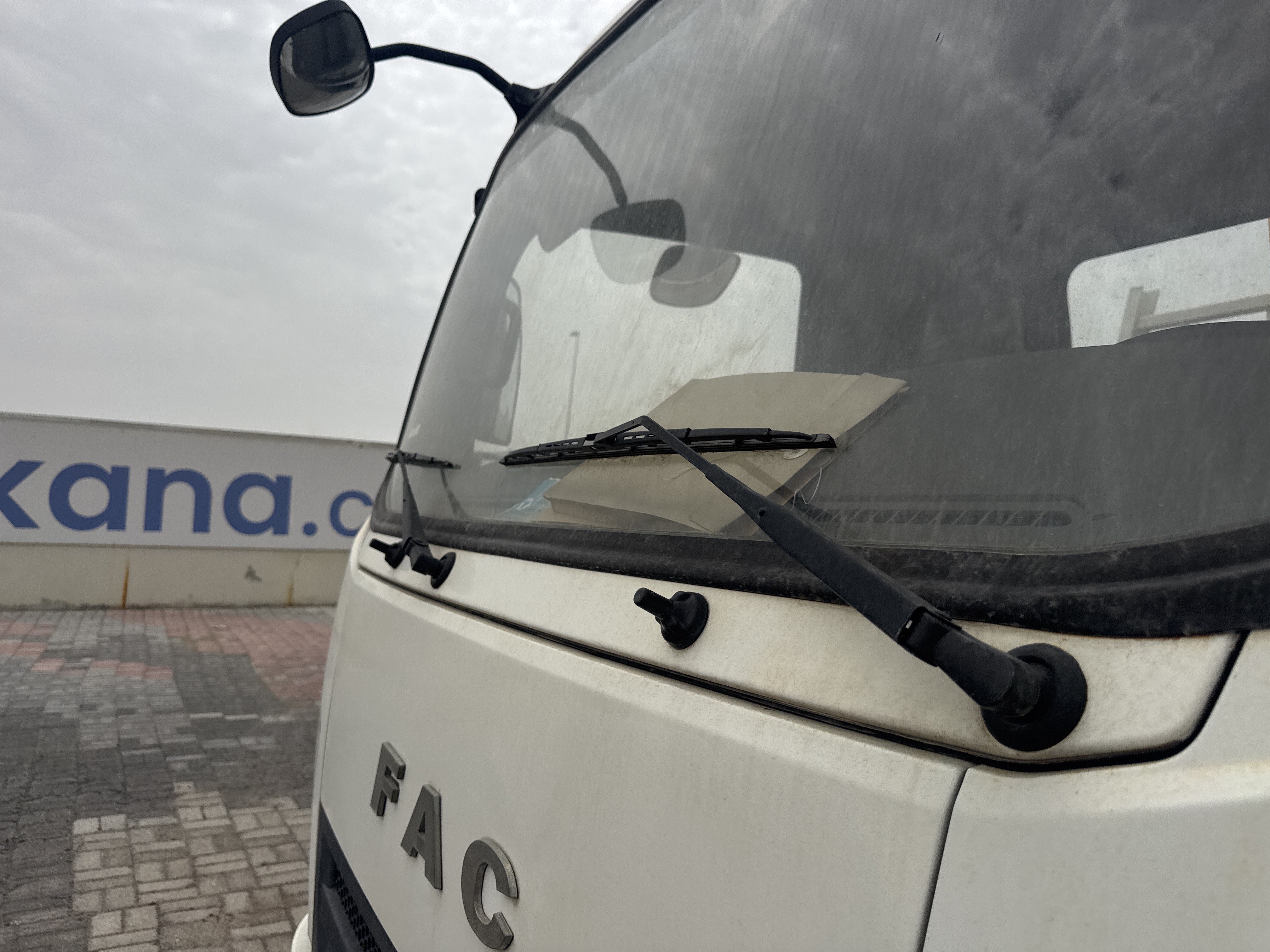 BTC-002-XCMG-SQS125-Boom-truck-cranes-inspection-Electronics-Wipers-1