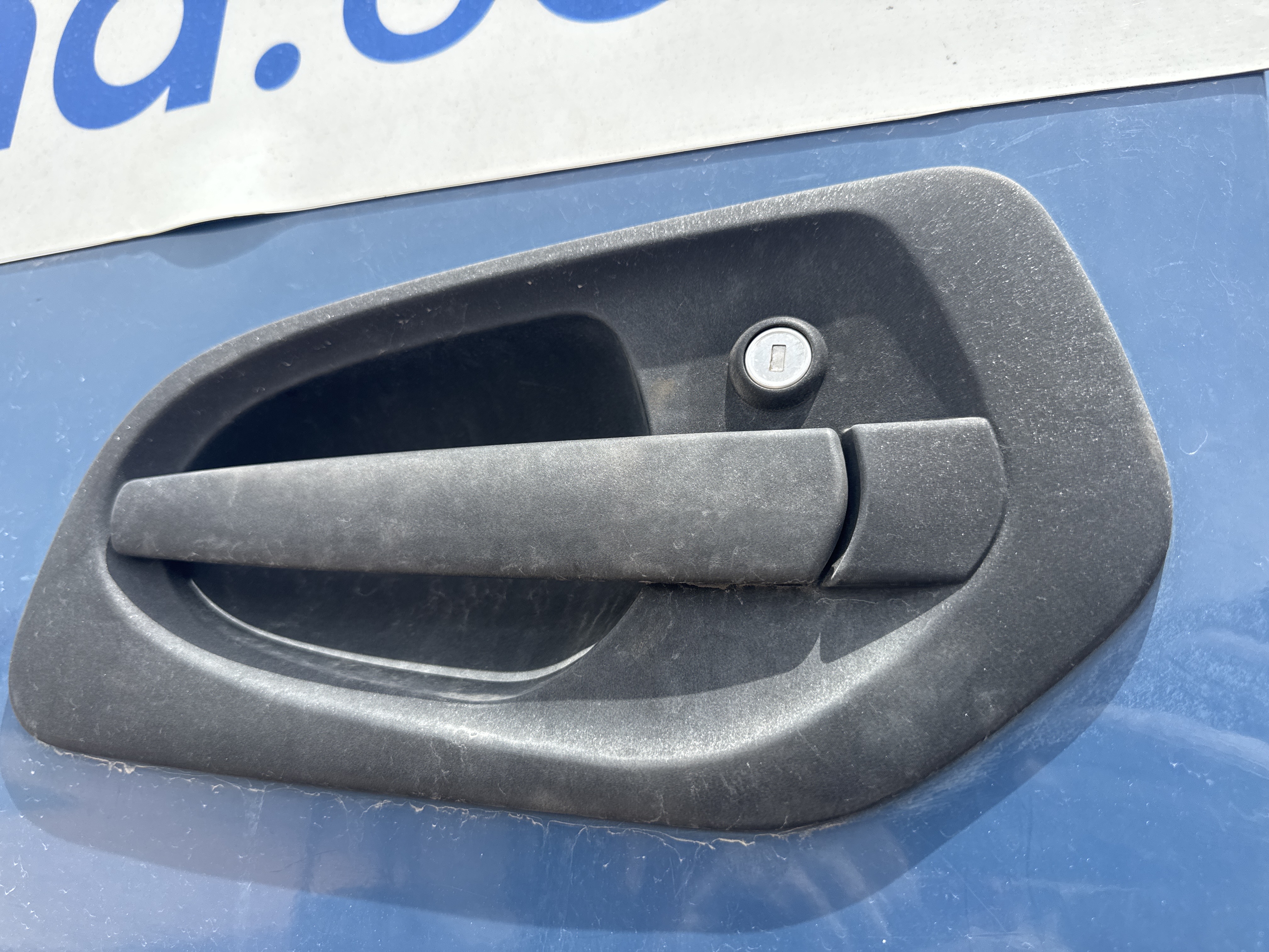 PMT-004-Mercedes-Benz-Actros-1845-Trailer-trucks-inspection-Cabin-Door-handles-1