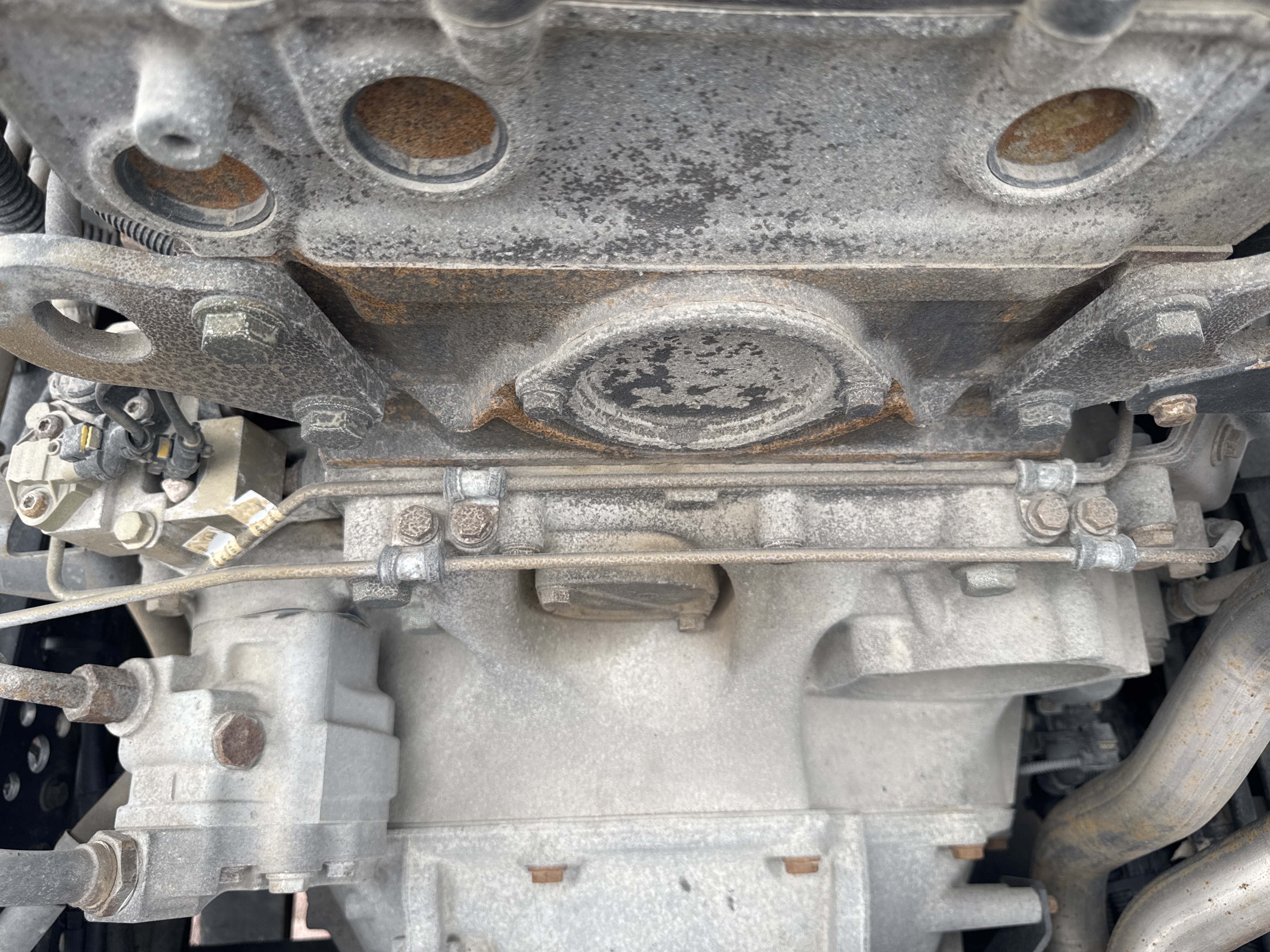 PMT-004-Mercedes-Benz-Actros-1845-Trailer-trucks-inspection-Engine-Engine-oil-leaks-1