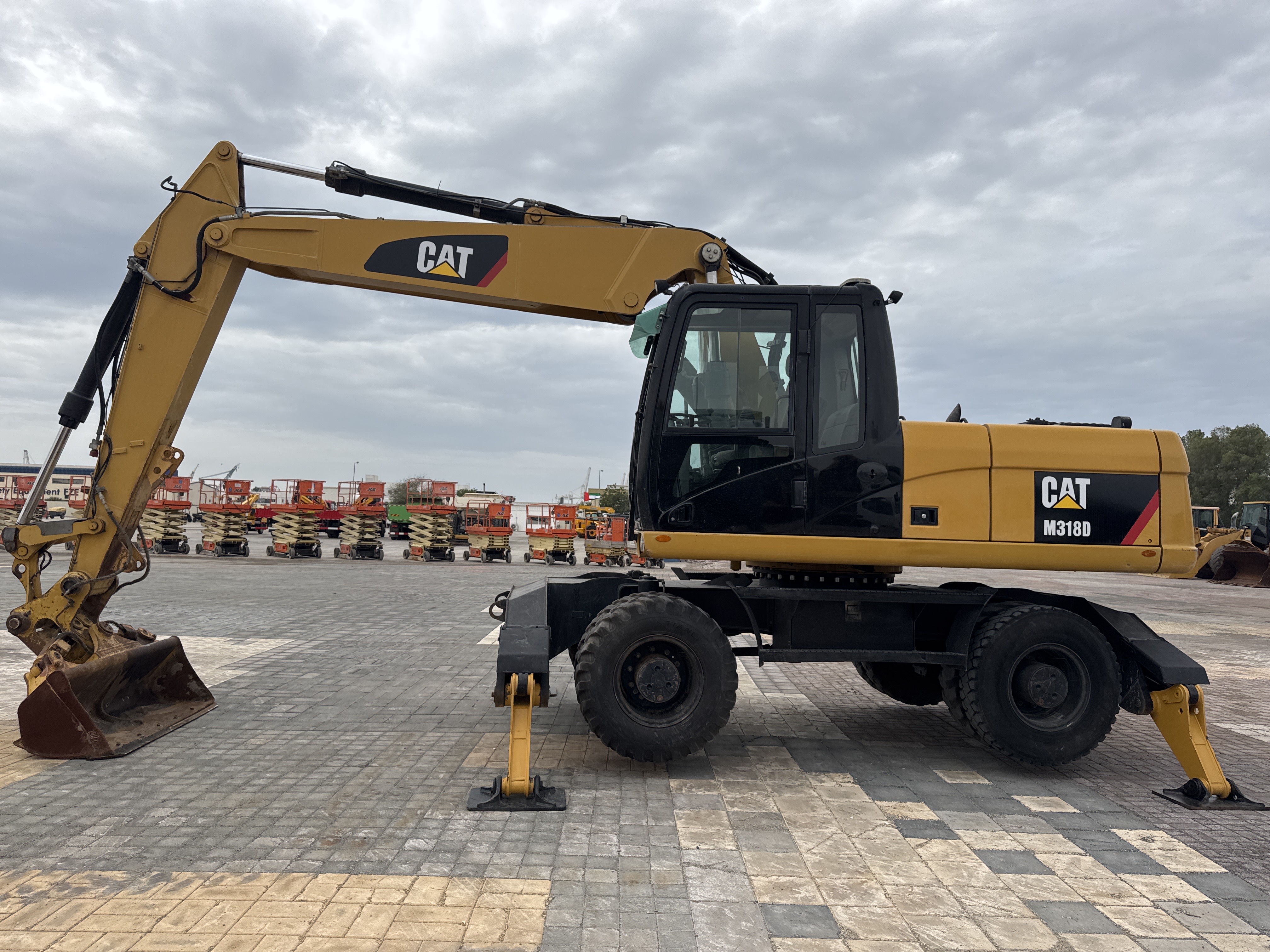 WLX-002-كاتربيلر-M318D-حفارات-ذات-عجلات-فحص-الهيكل-الصبغ-1