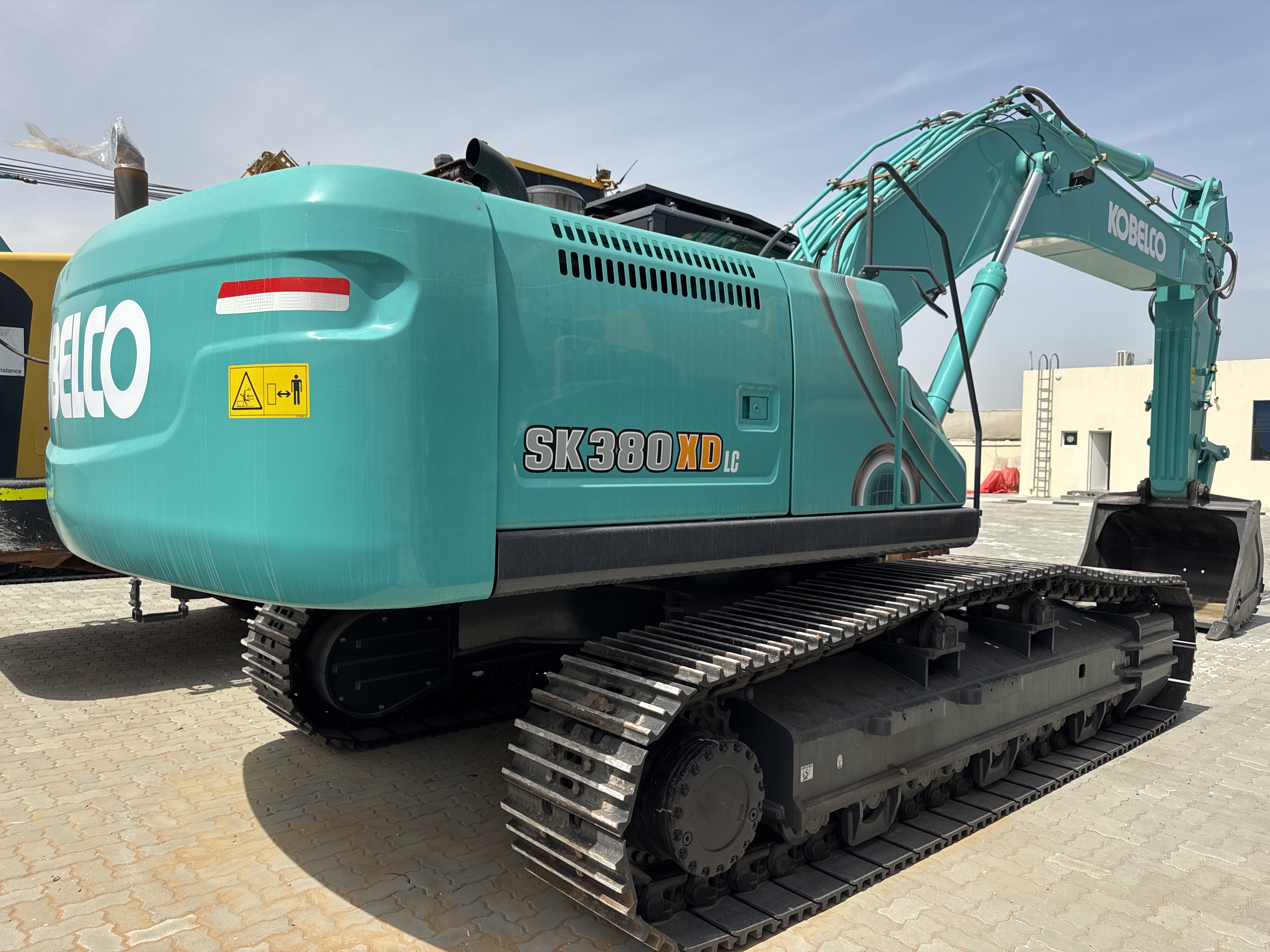 MDX-020-كوبلكو-SK380XDLC-حفارات-متوسطة-فحص-الهيكل-الصبغ-1