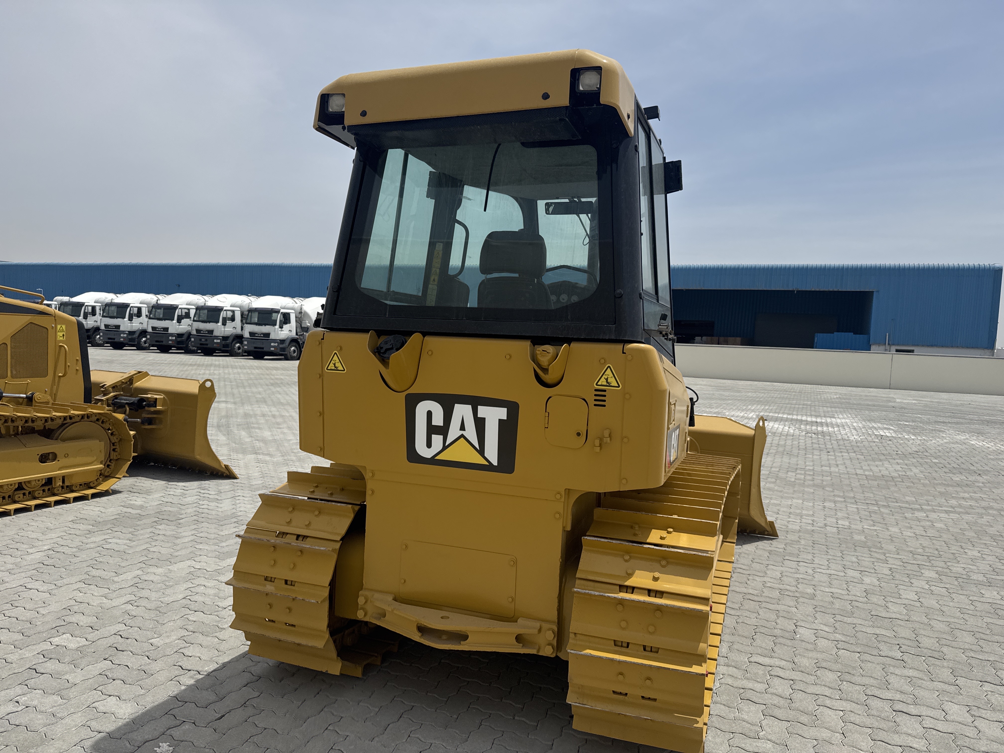 CDB-009-كاتربيلر-D5K-XL-بلدوزرات-مجنزرة-فحص-الهيكل-الصبغ-1