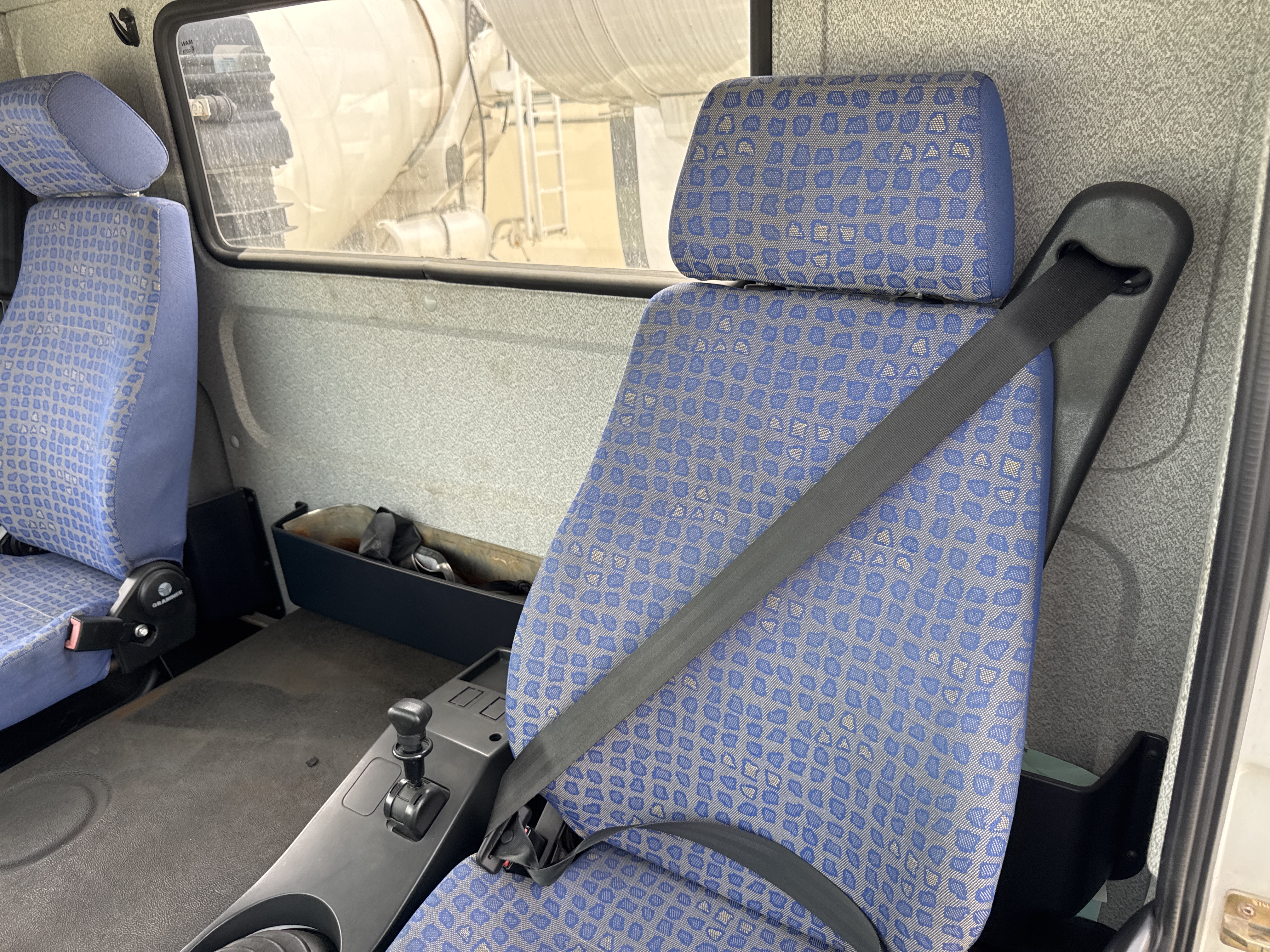 CMT-002-MAN-CLA-26.280-Concrete-mixer-trucks-inspection-Safety-Seat-belts-1