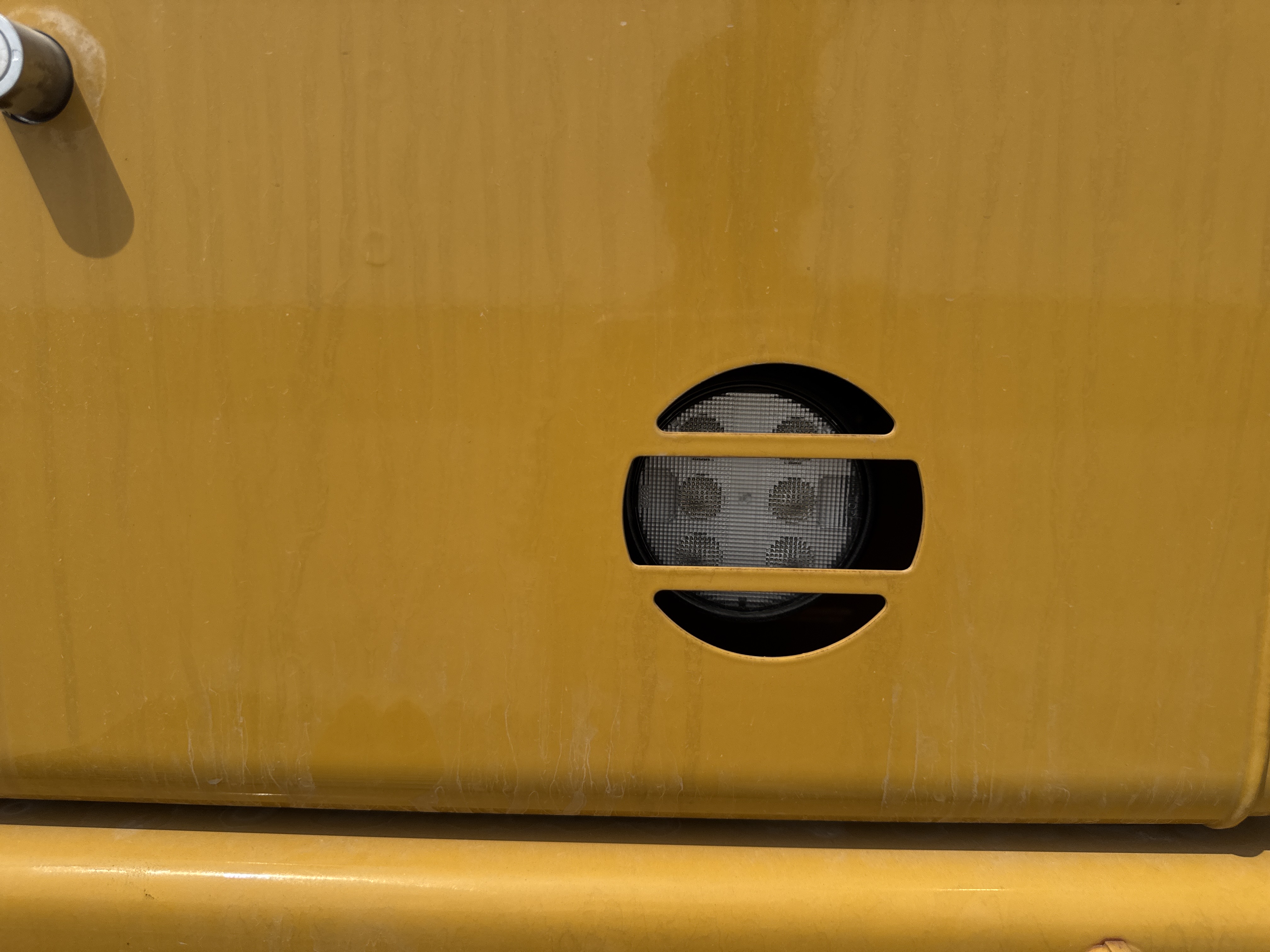 MDX-021-Cat-323D3-Medium-excavators-inspection-Electronics-Lights-and-signals-1