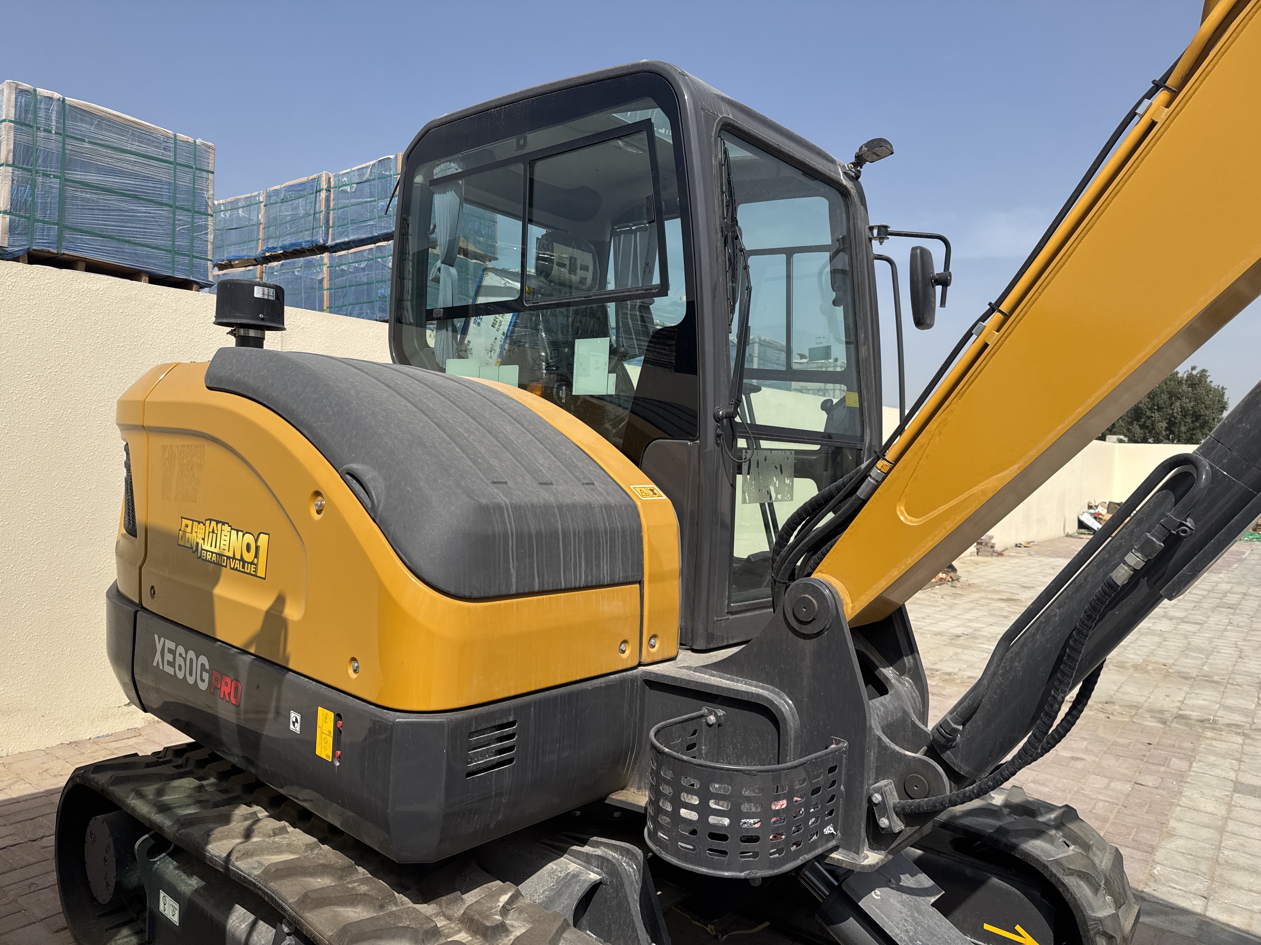 MNX-017-XCMG-XE60G-Pro-Mini-excavators-inspection-Structure-Paint-1