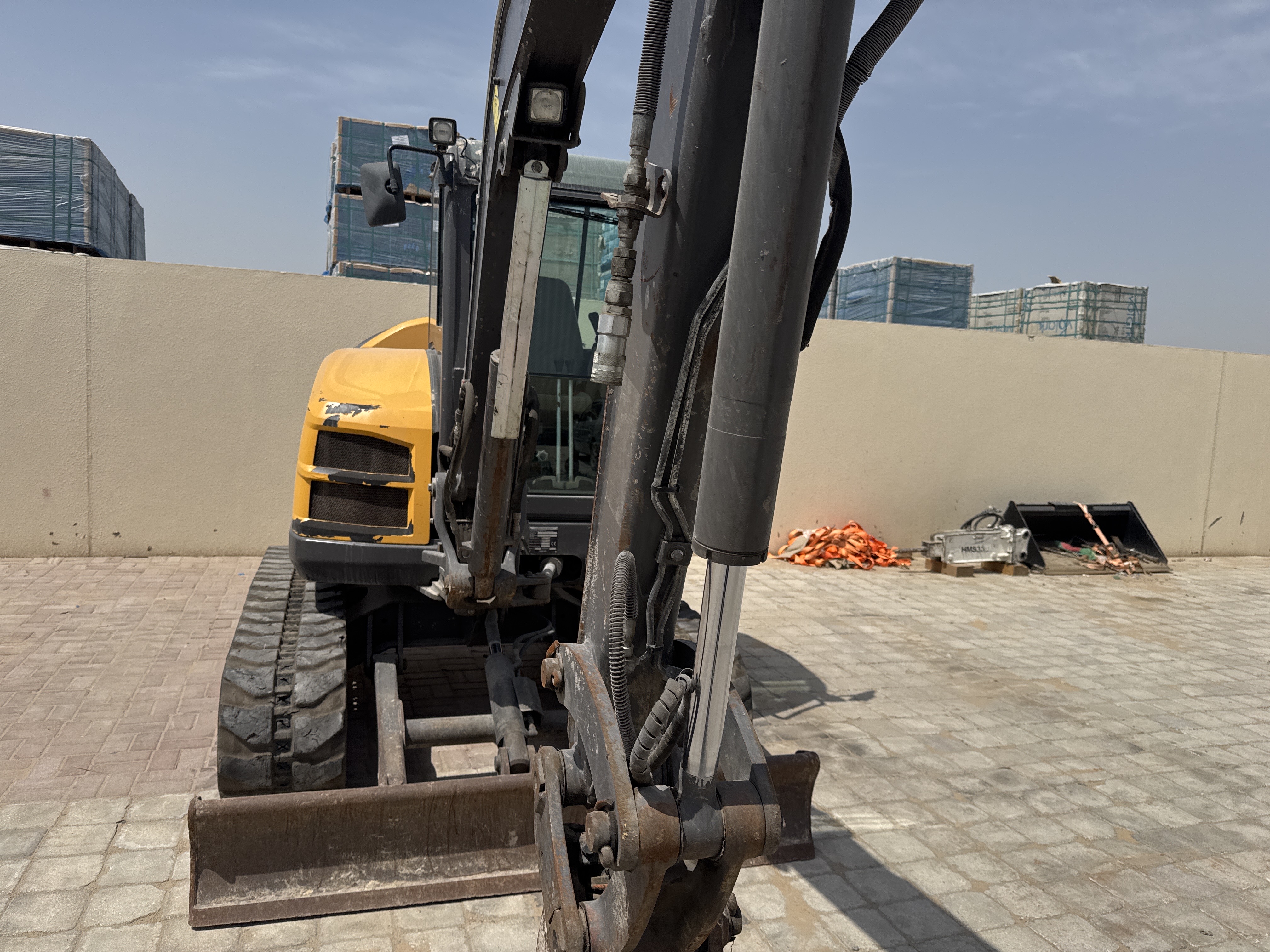 MNX-013-فولفو-ECR50D-حفارات-صغيرة-فحص-الهيدروليك-أسطوانة-الدلو-1
