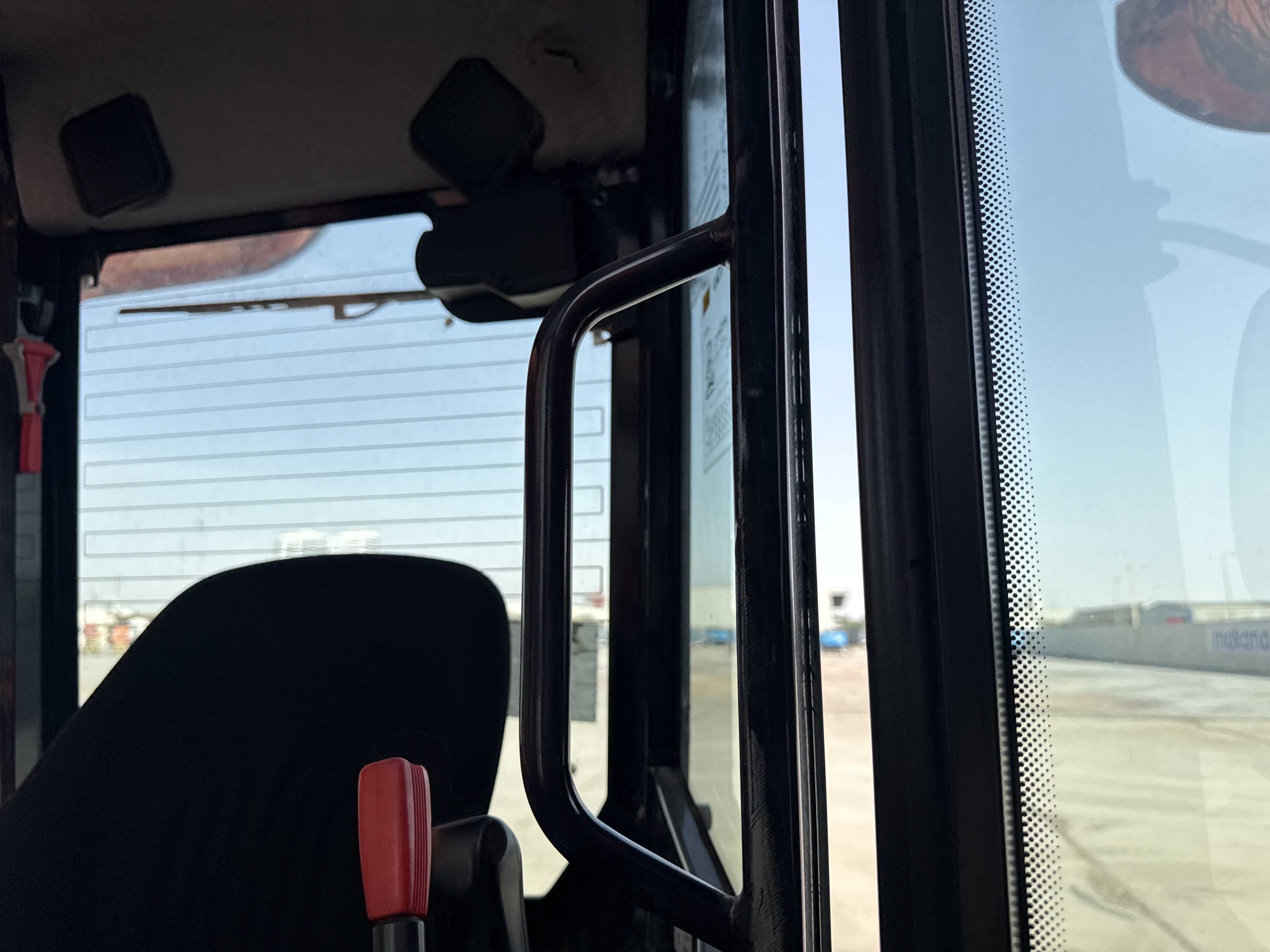 MNX-009-Kubota-U27-4-Mini-excavators-inspection-Structure-Handrails-1
