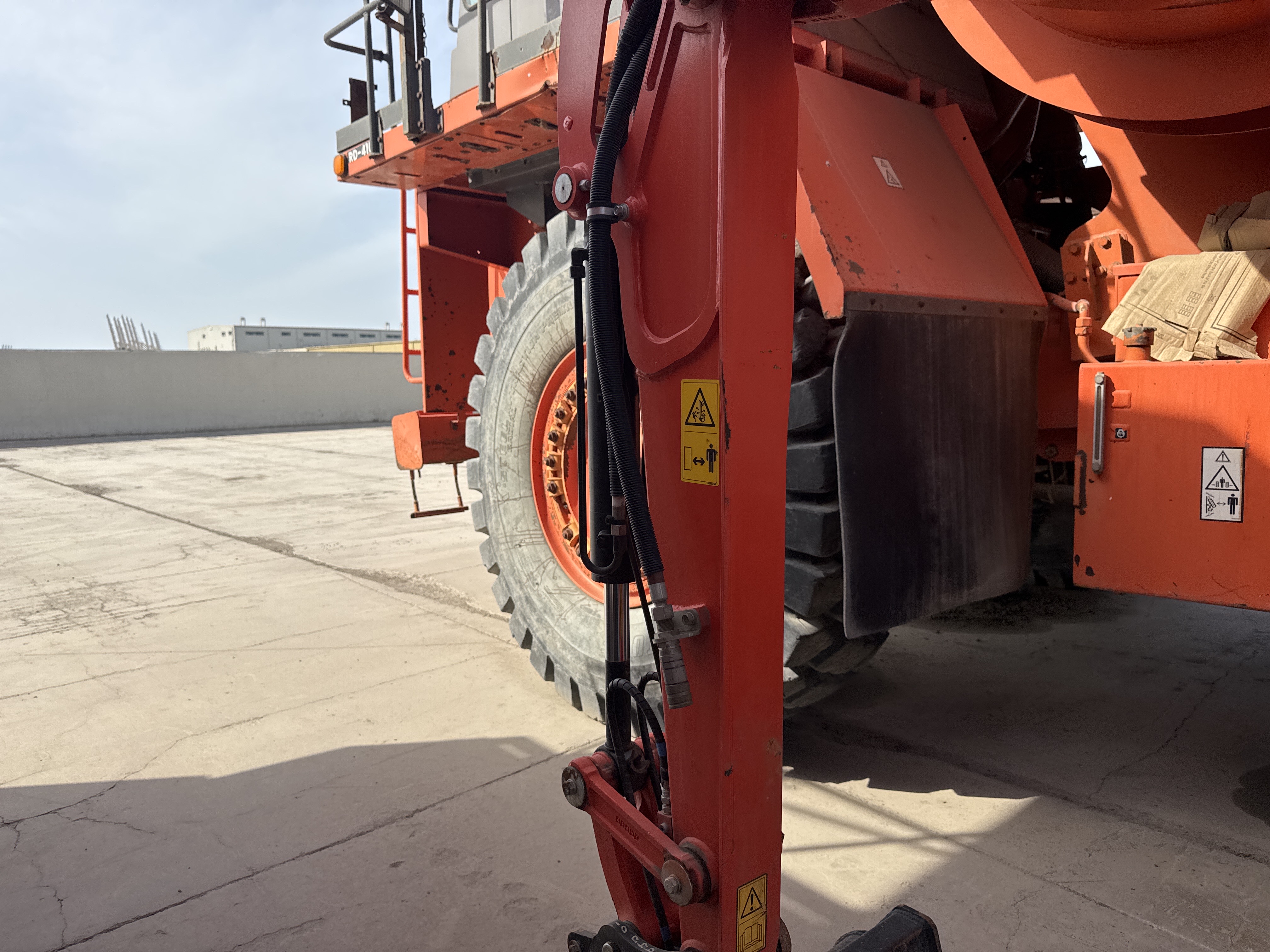 MNX-009-Kubota-U27-4-Mini-excavators-inspection-Chassis-Stick-1