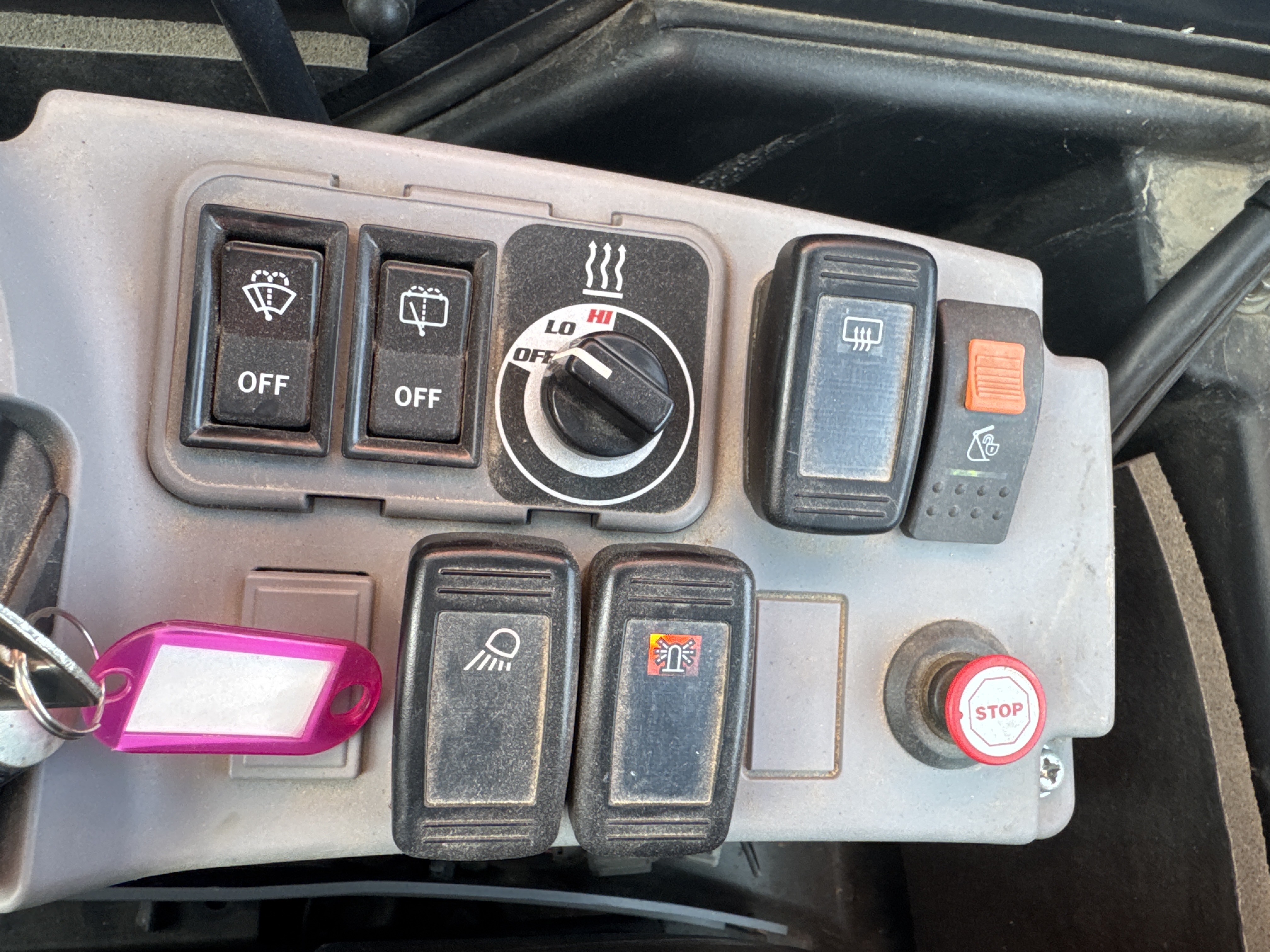 MNX-009-Kubota-U27-4-Mini-excavators-inspection-Air-conditioning-A/C-control-panel-1
