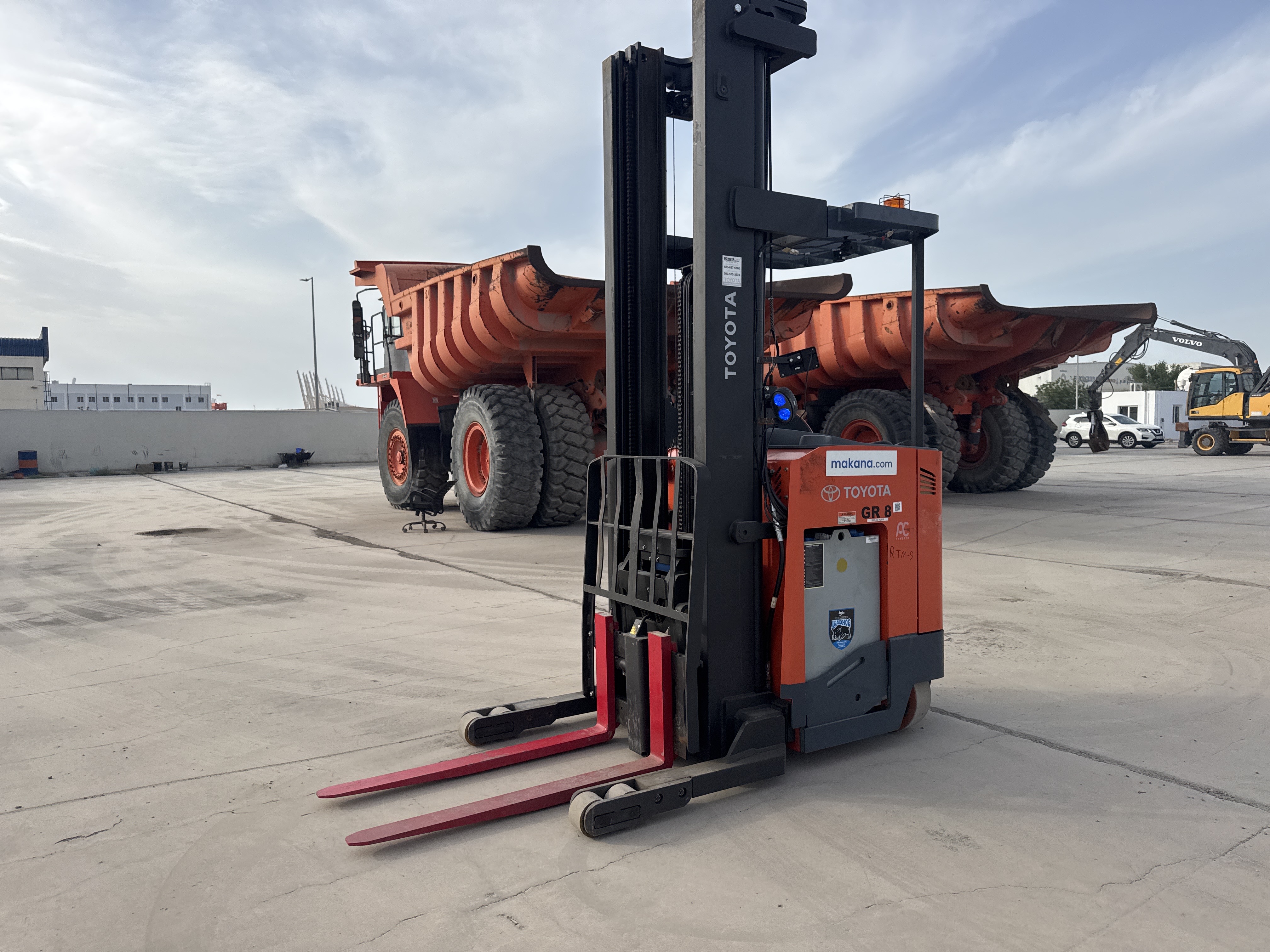 RTM-009-Toyota-9BRU23-Reach-trucks-inspection-Structure-Paint-1