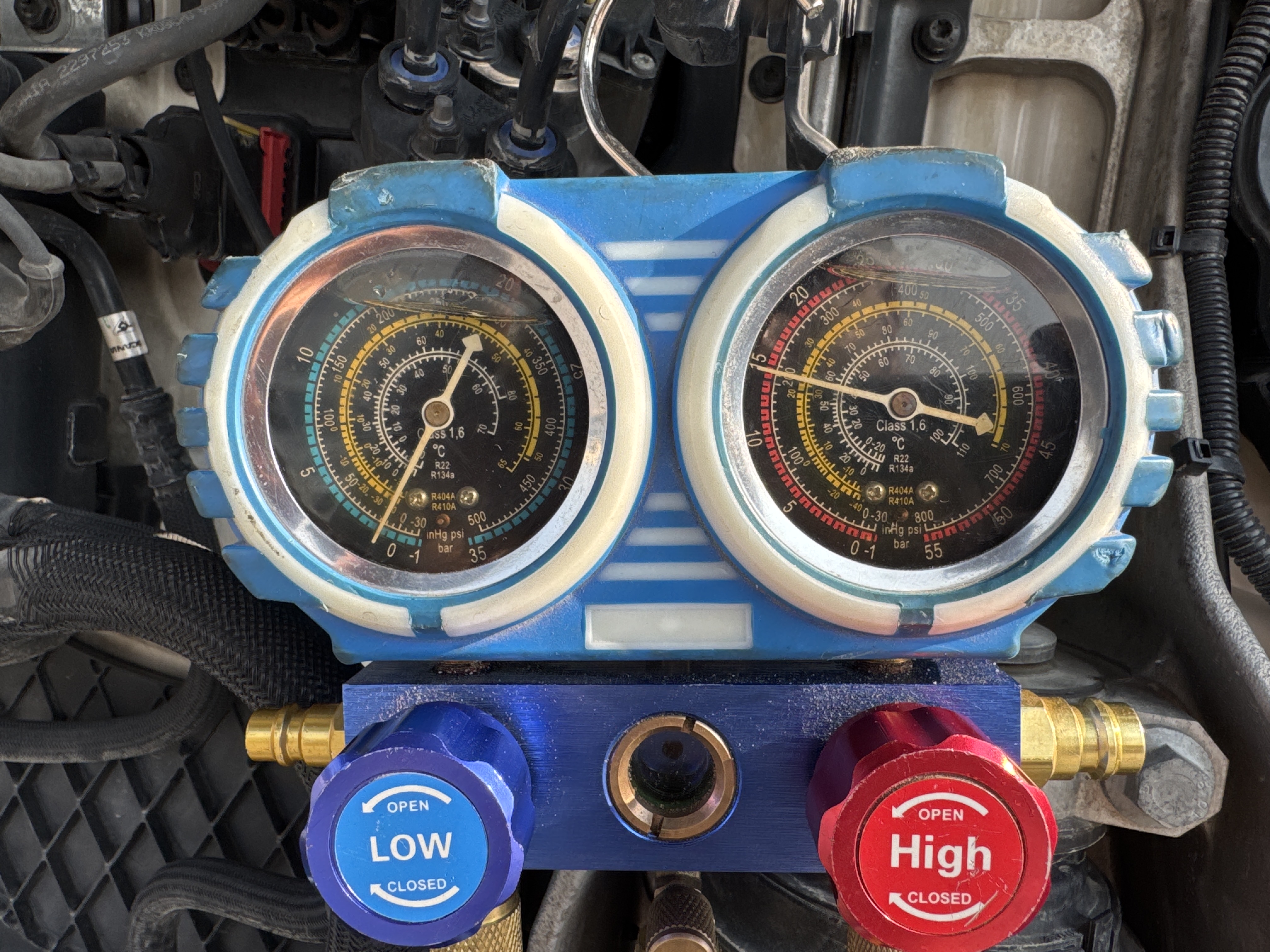 PMT-002-Scania-R410-Trailer-trucks-inspection-Air-conditioning-A/C-compressor-3
