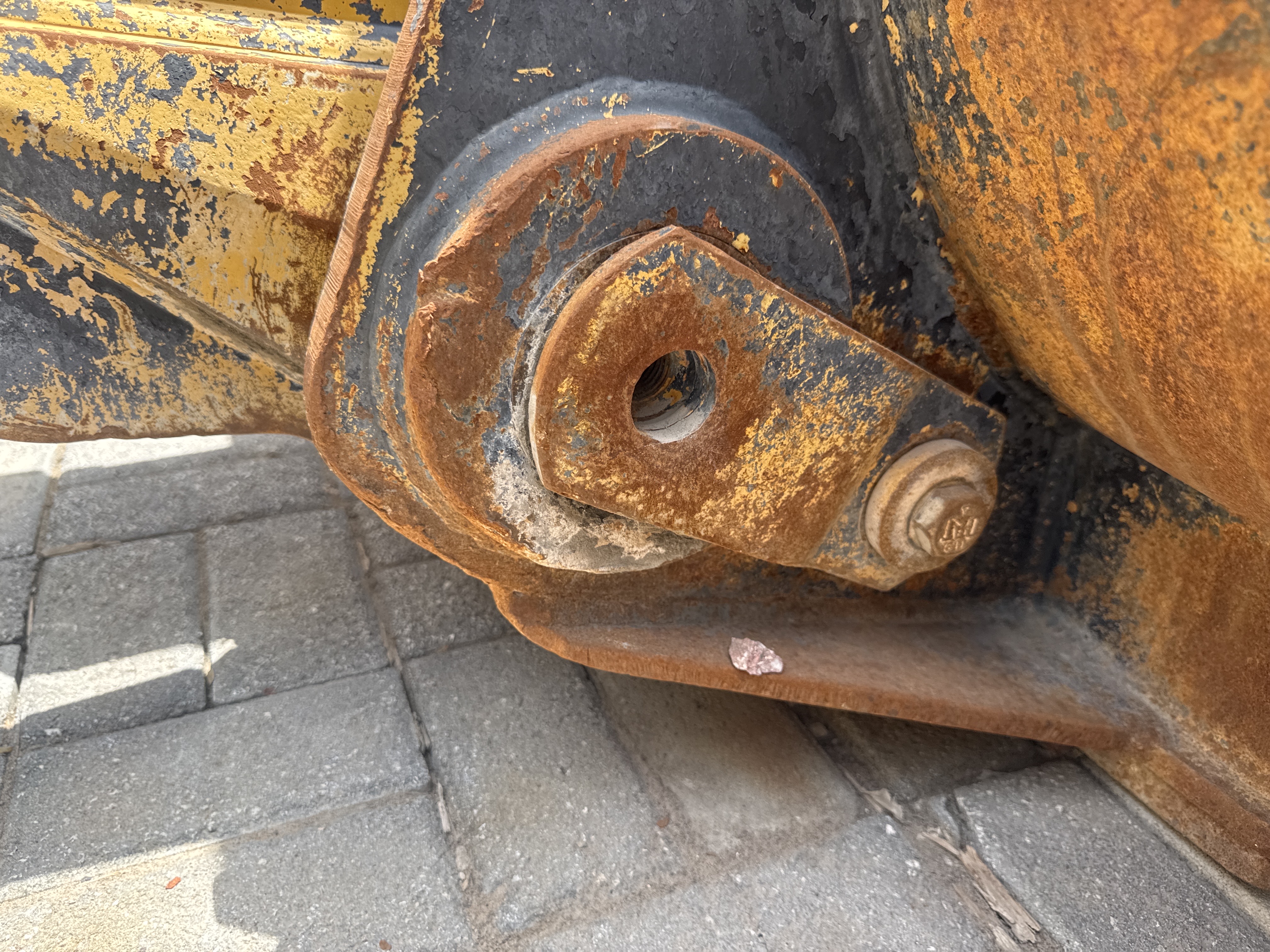 WHL-014-Cat-980K-Wheel-loaders-inspection-Chassis-Pins-and-bushings-lift-arm-to-bucket-1
