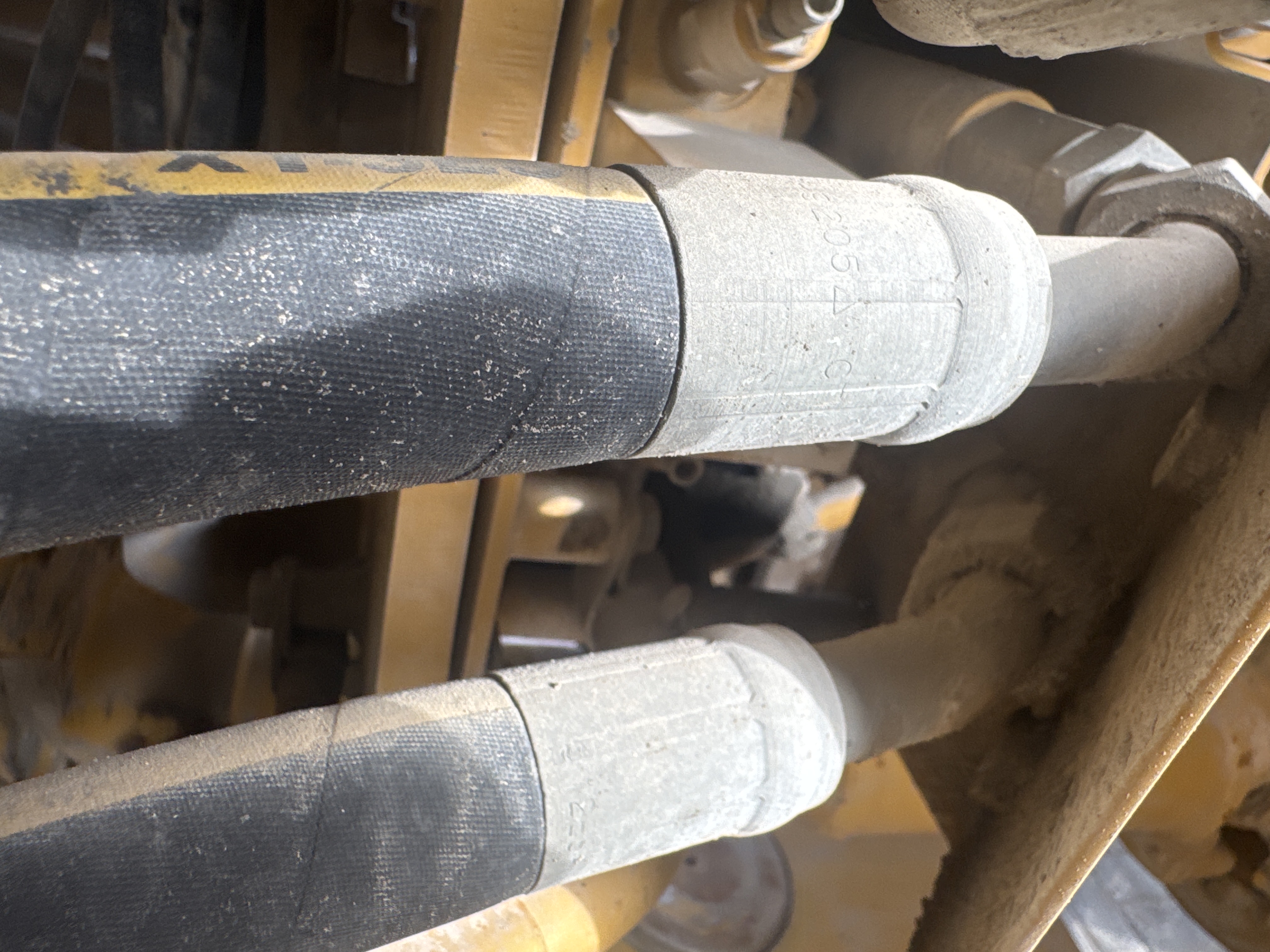 WHL-014-Cat-980K-Wheel-loaders-inspection-Hydraulics-Main-control-valve-(MCV)-1