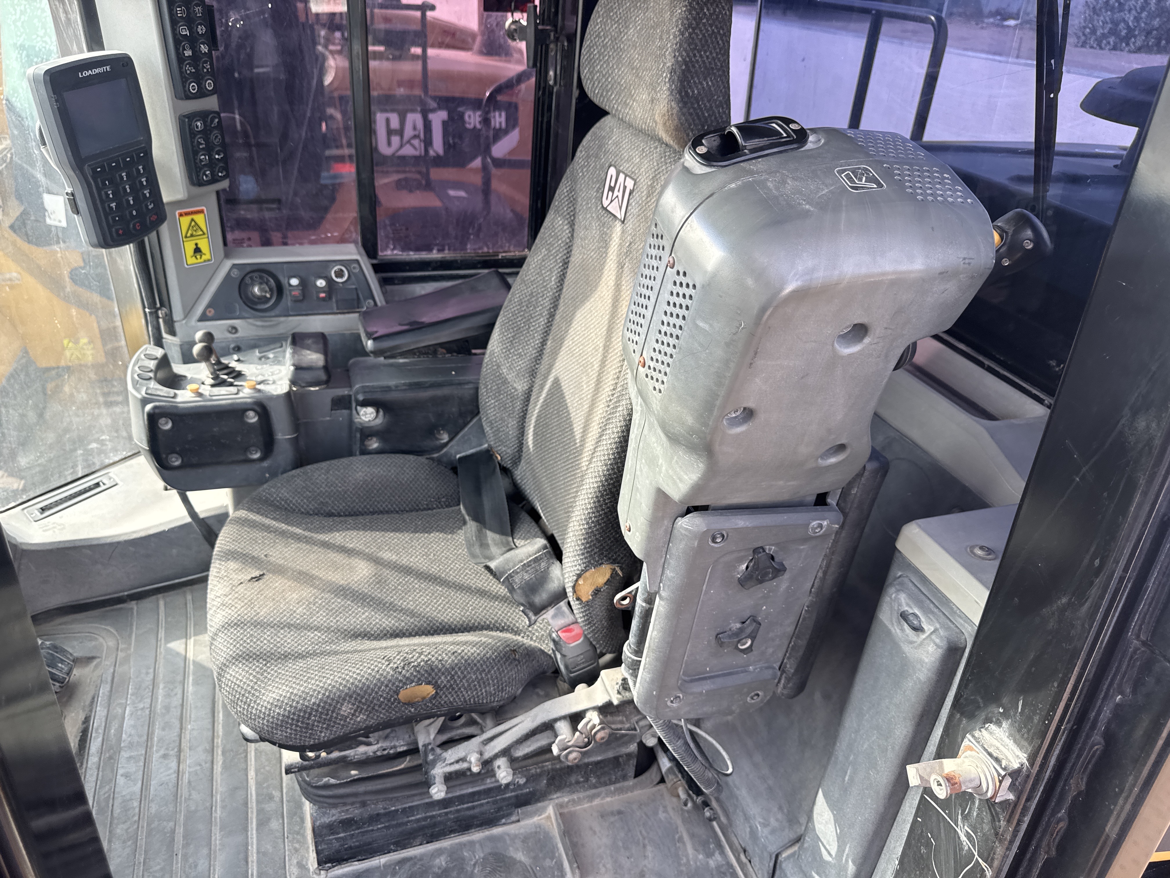 WHL-014-Cat-980K-Wheel-loaders-inspection-Safety-Hydraulic-safety-lock-1