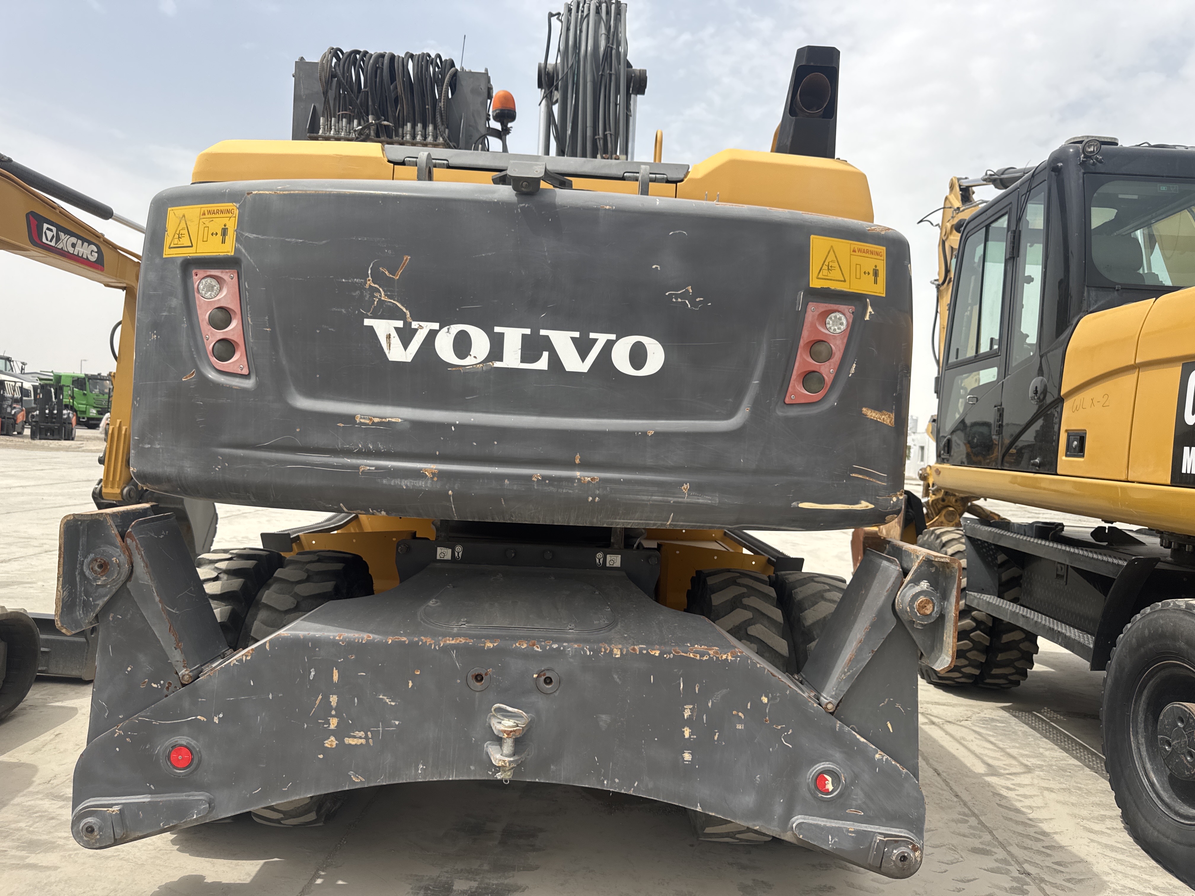 WLX-001-Volvo-EW160D-Wheel-excavators-inspection-Structure-Paint-1
