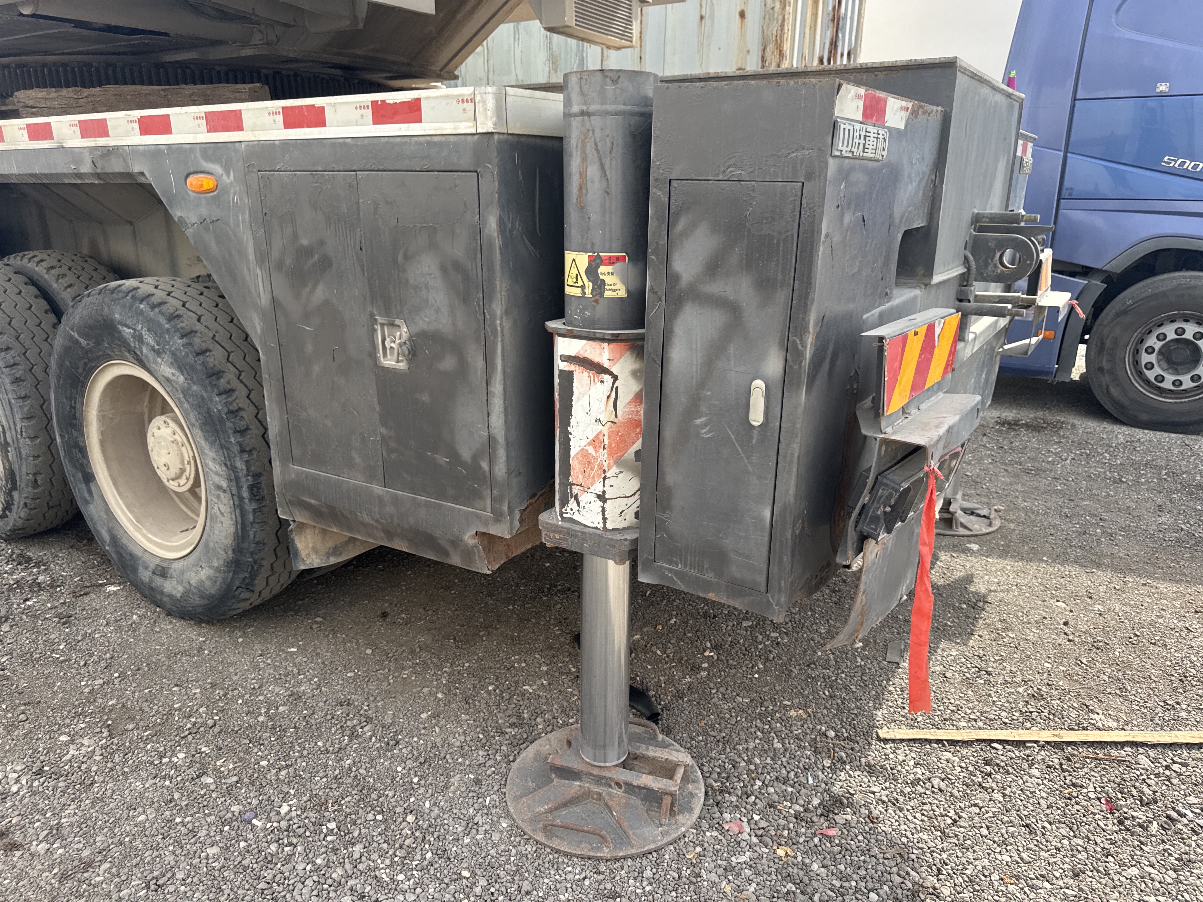 TRC-004-Zoomlion-ZTC-800V-Truck-cranes-inspection-Structure-Outriggers-1