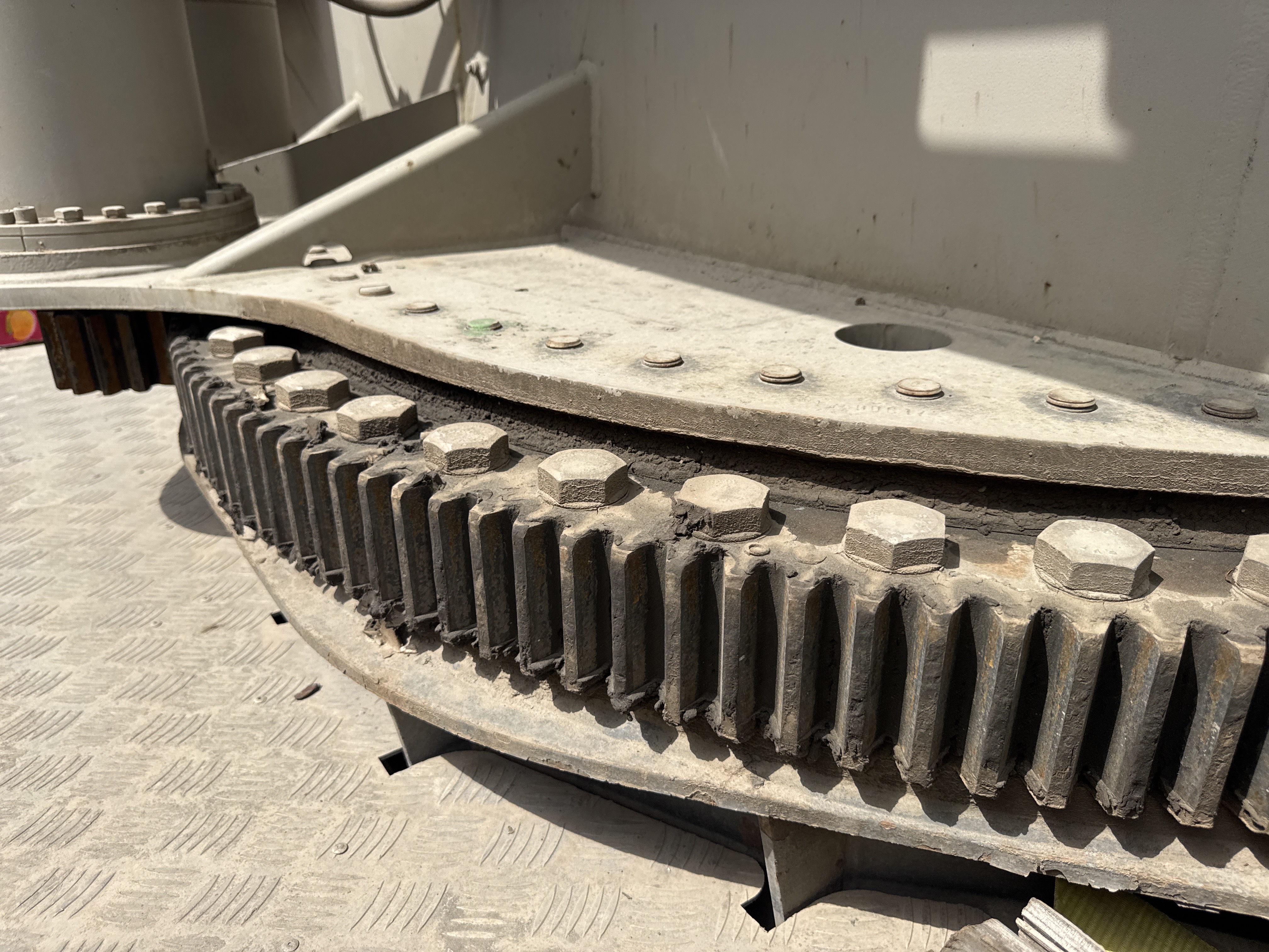 TRC-004-Zoomlion-ZTC-800V-Truck-cranes-inspection-Hydraulics-Turntable/slewing-assembly-1