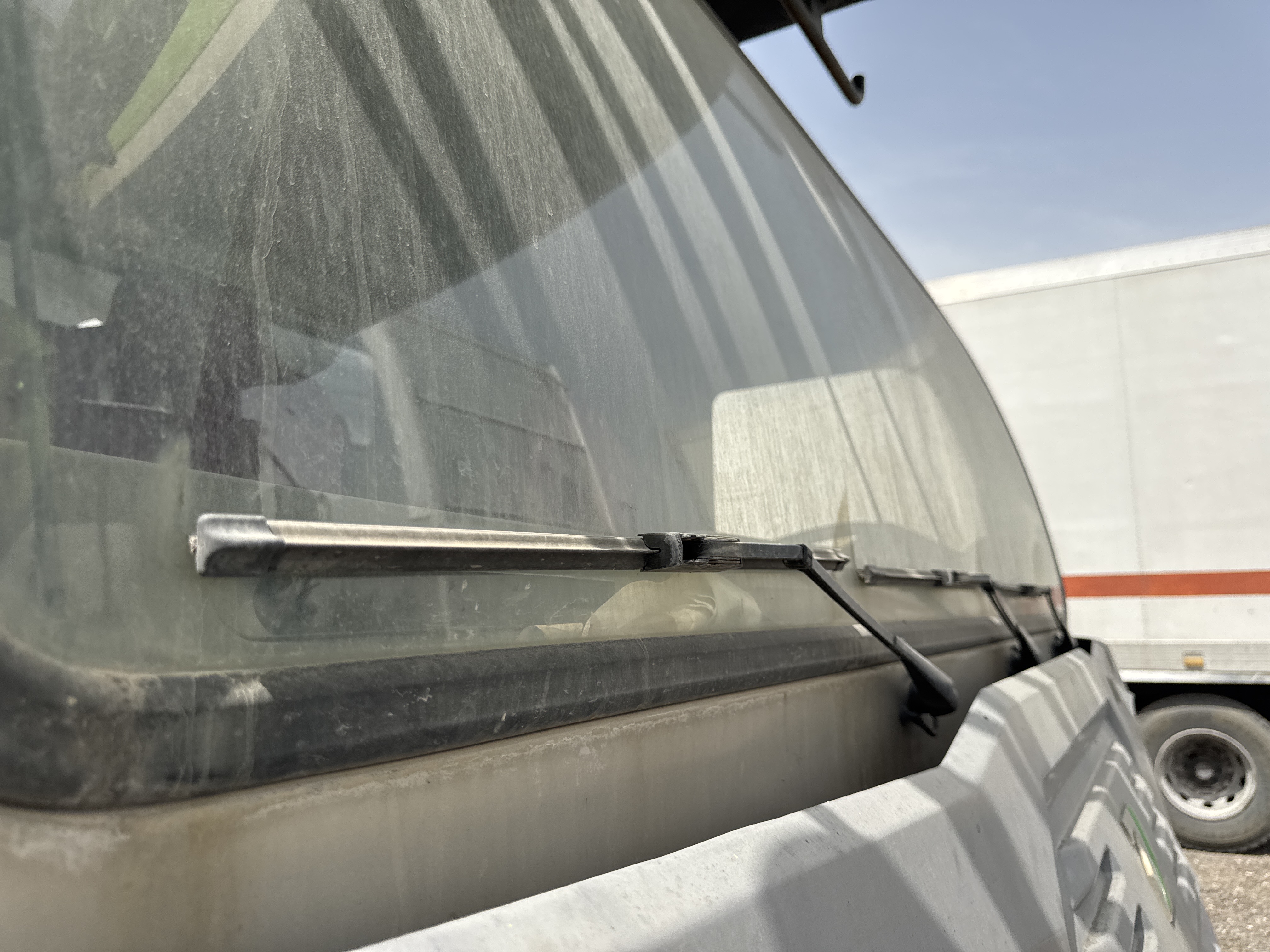 TRC-004-Zoomlion-ZTC-800V-Truck-cranes-inspection-Electronics-Wipers-1