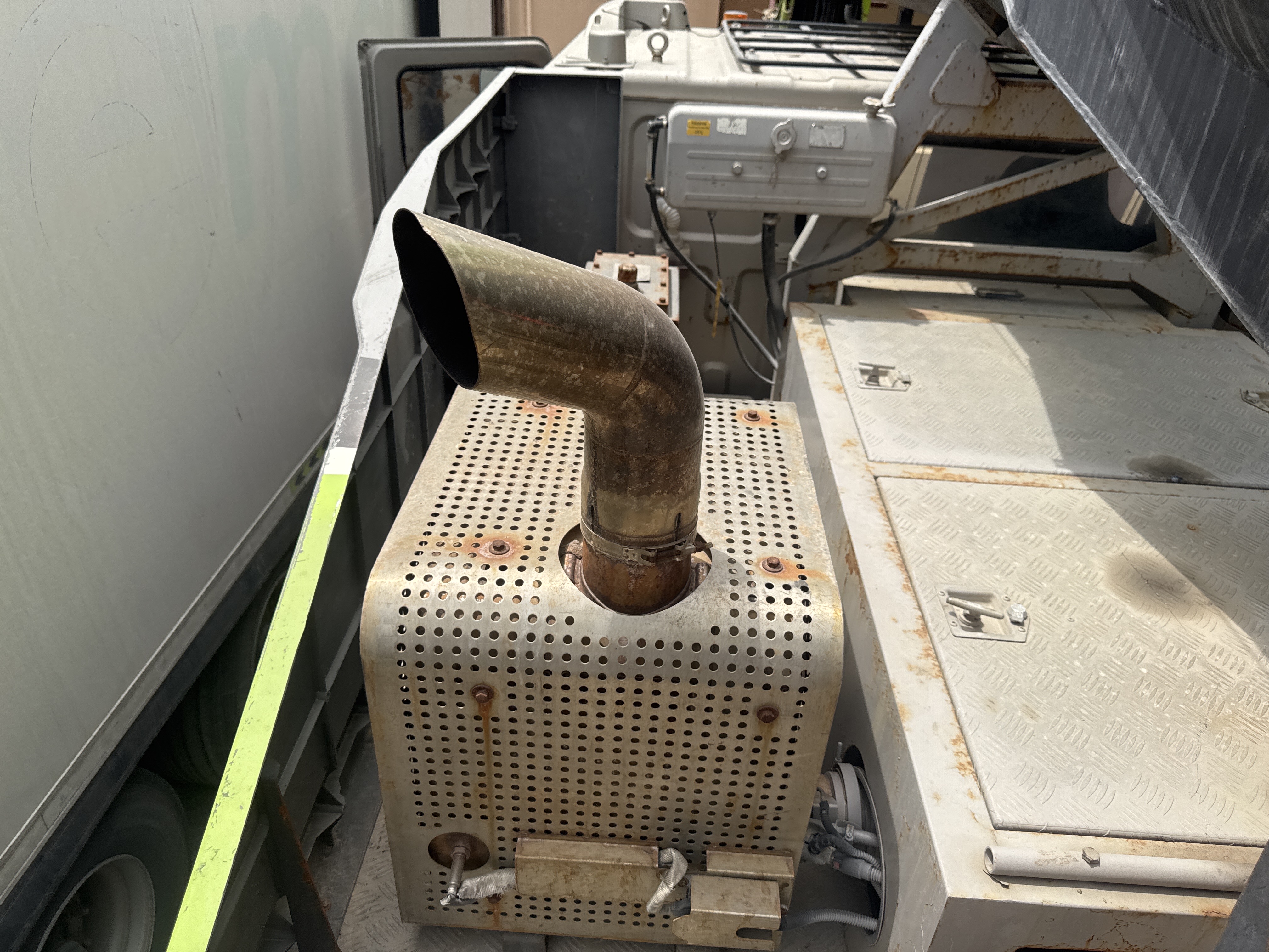 TRC-003-زومليون-ZTC-800V-شاحنات-الرافعة-فحص-المحرك-نظام-العادم-1