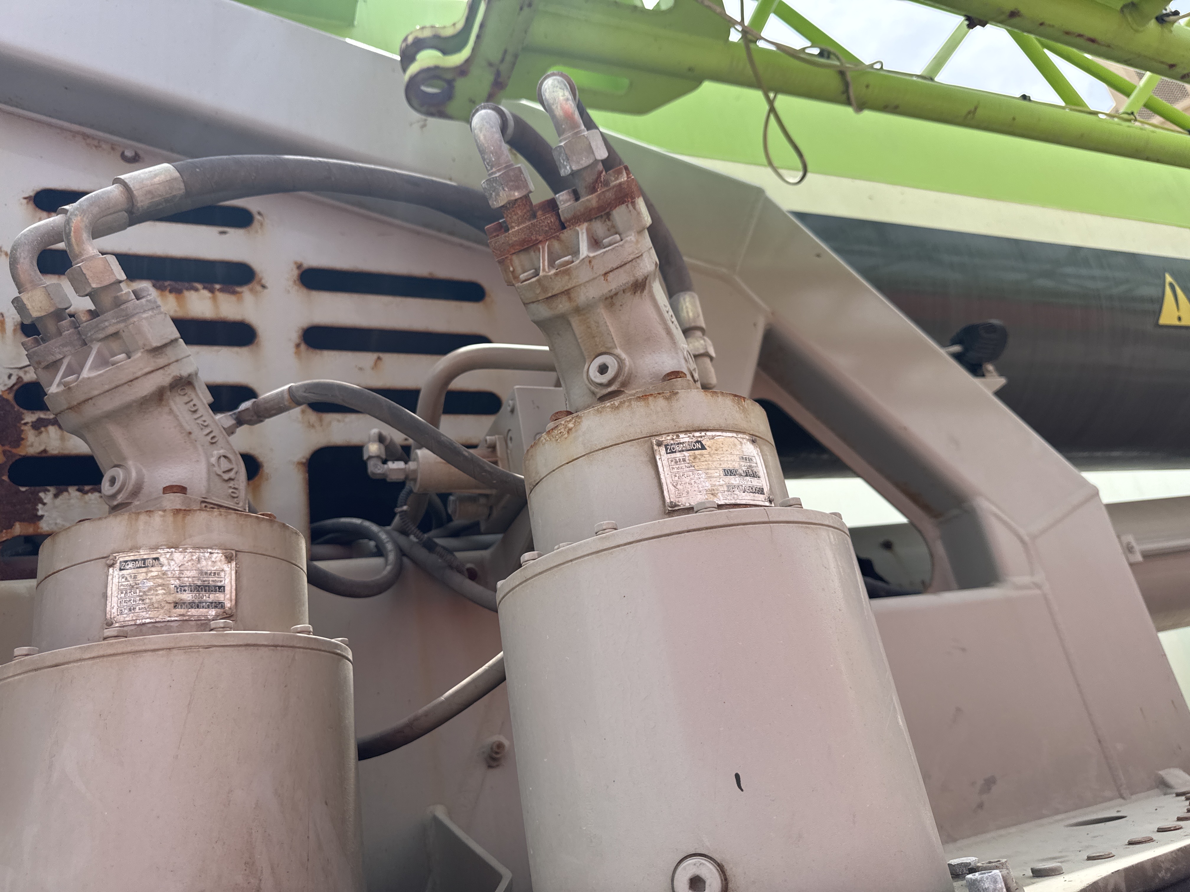 TRC-003-زومليون-ZTC-800V-شاحنات-الرافعة-فحص-الهيدروليك-المضخة-الهيدروليكية-1