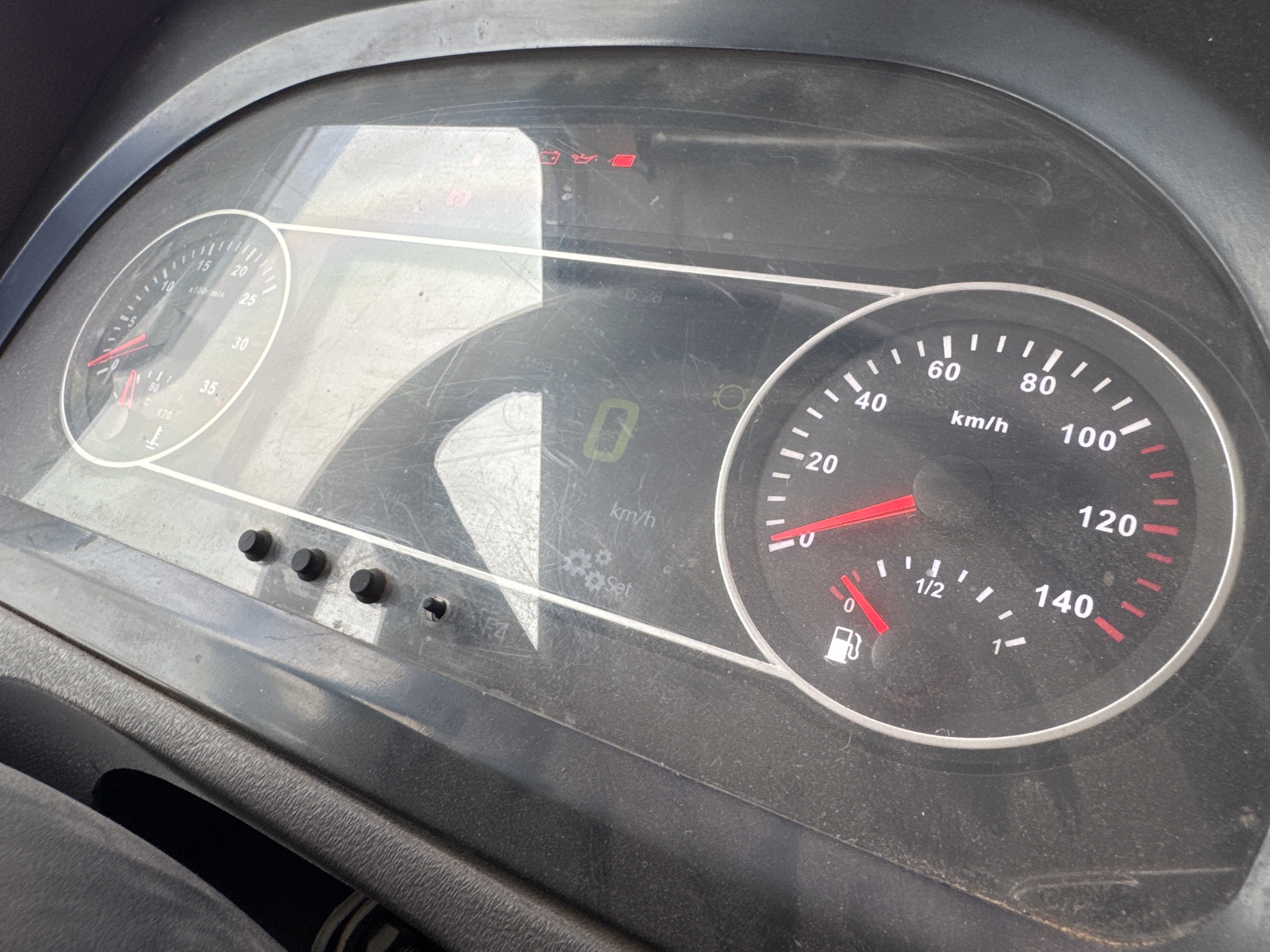 TRC-003-زومليون-ZTC-800V-شاحنات-الرافعة-فحص-الكابينة-مجموعة-العدادات-1