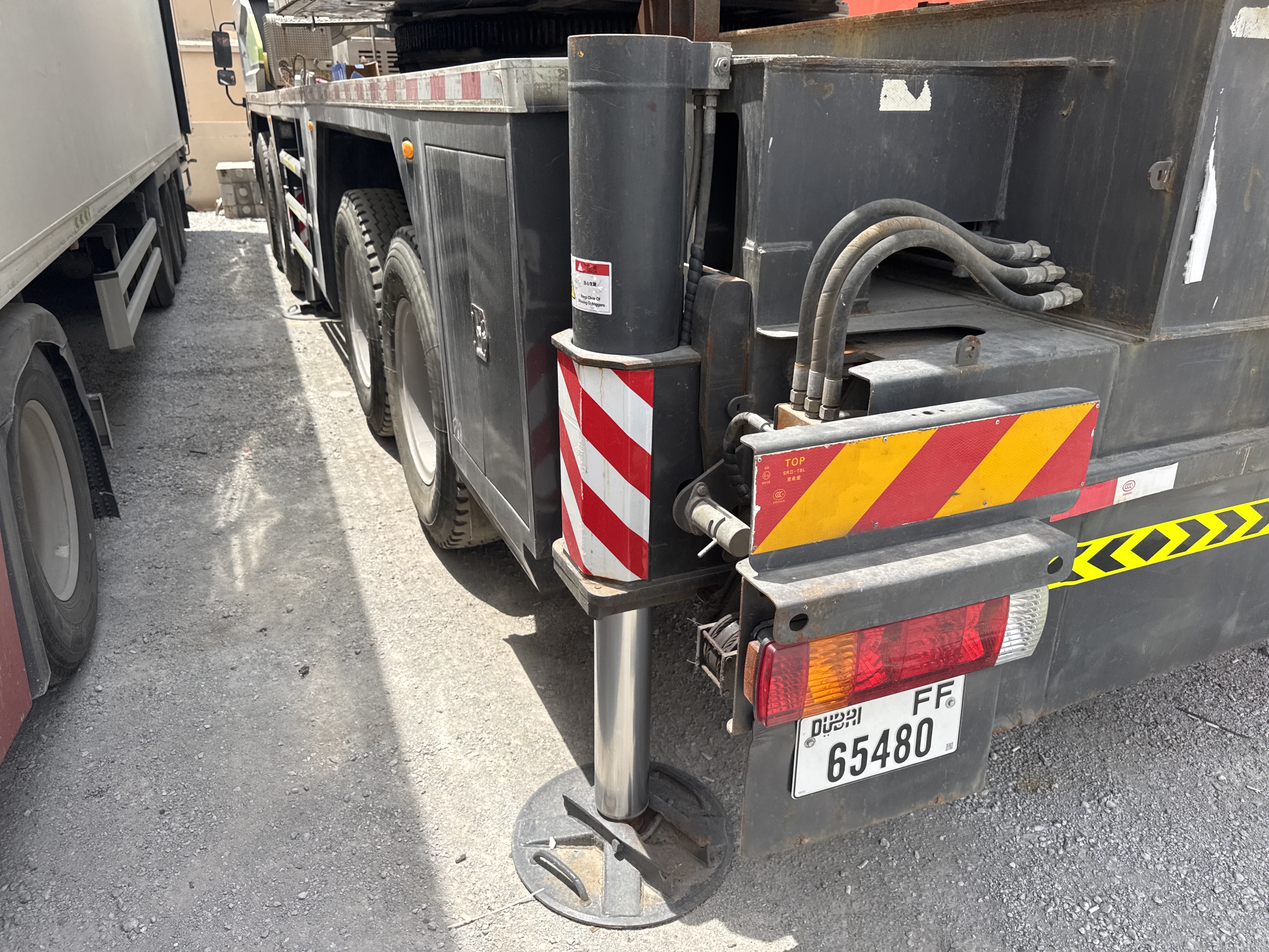 TRC-003-زومليون-ZTC-800V-شاحنات-الرافعة-فحص-الهيكل-ركائز-الرفع-1