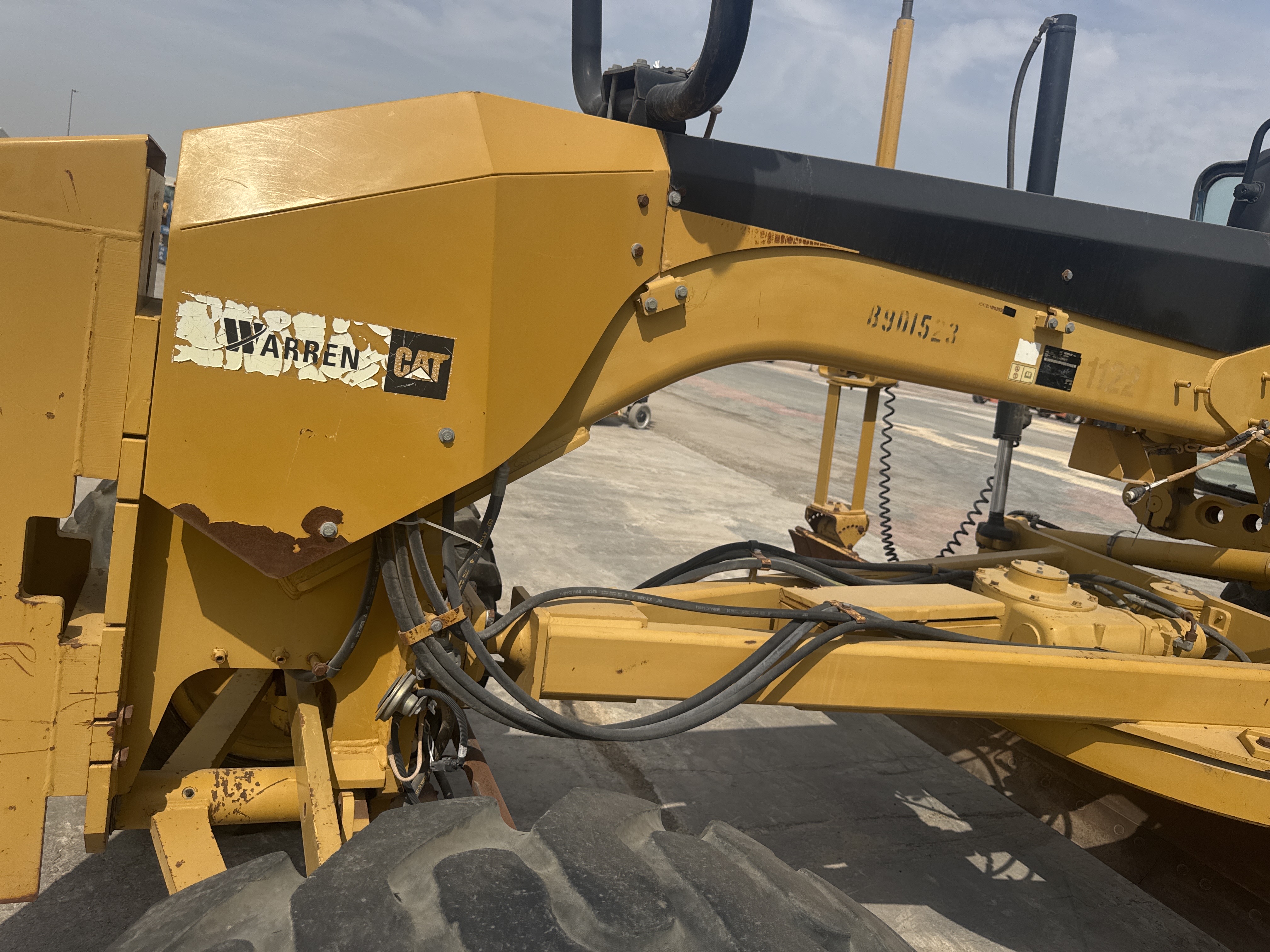 MGG-003-كاتربيلر-140M-كريدرات-فحص-الهيكل-حالة-الإطار-1